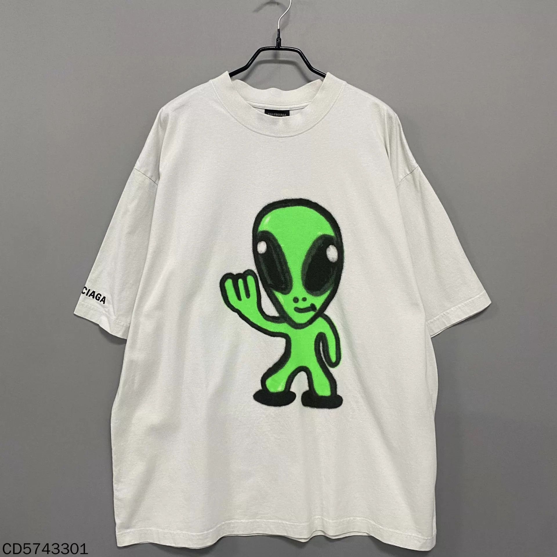 Balenciaga Balenciaga High Summer Alien Short Sleeve T-Shirt M Size US M / EU 48-50 / 2 - 1 Thumbnail