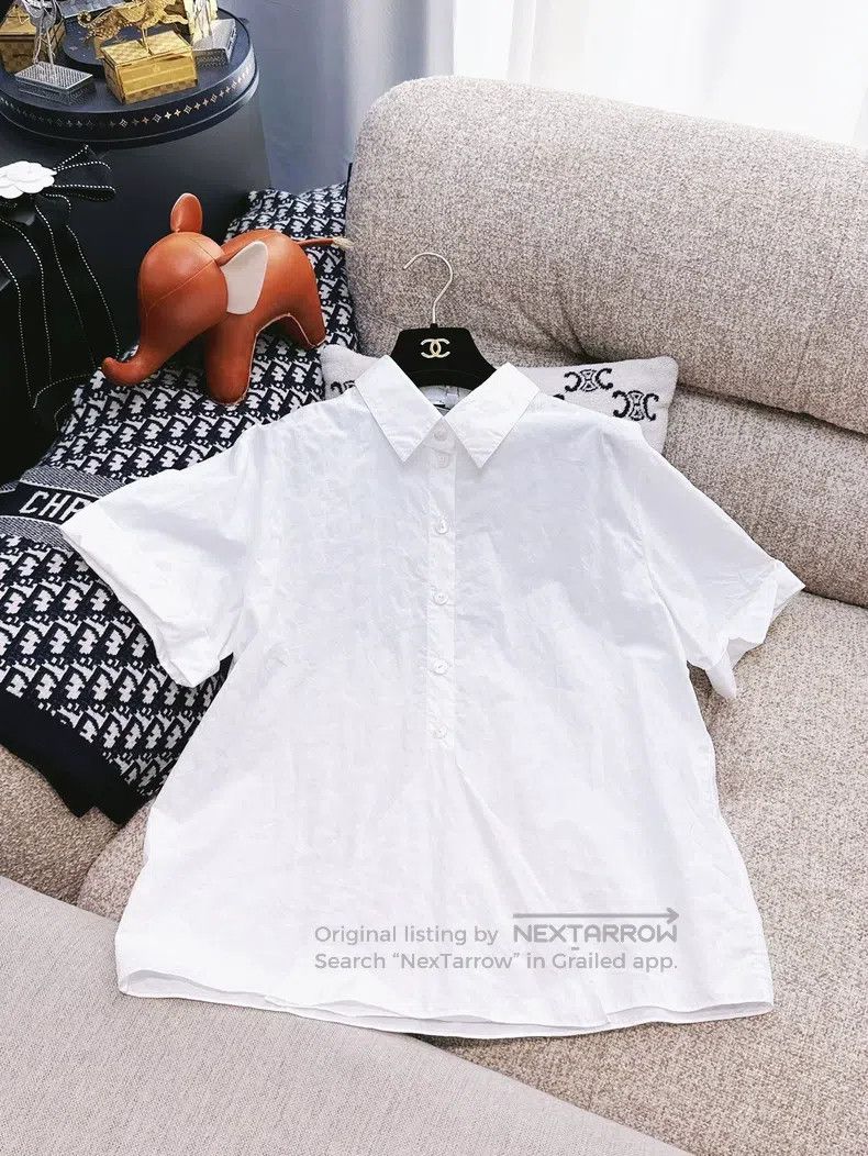Chanel Chanel 24C white star dark pattern short-sleeved shirt Size S / US 4 / IT 40 - 1 Thumbnail
