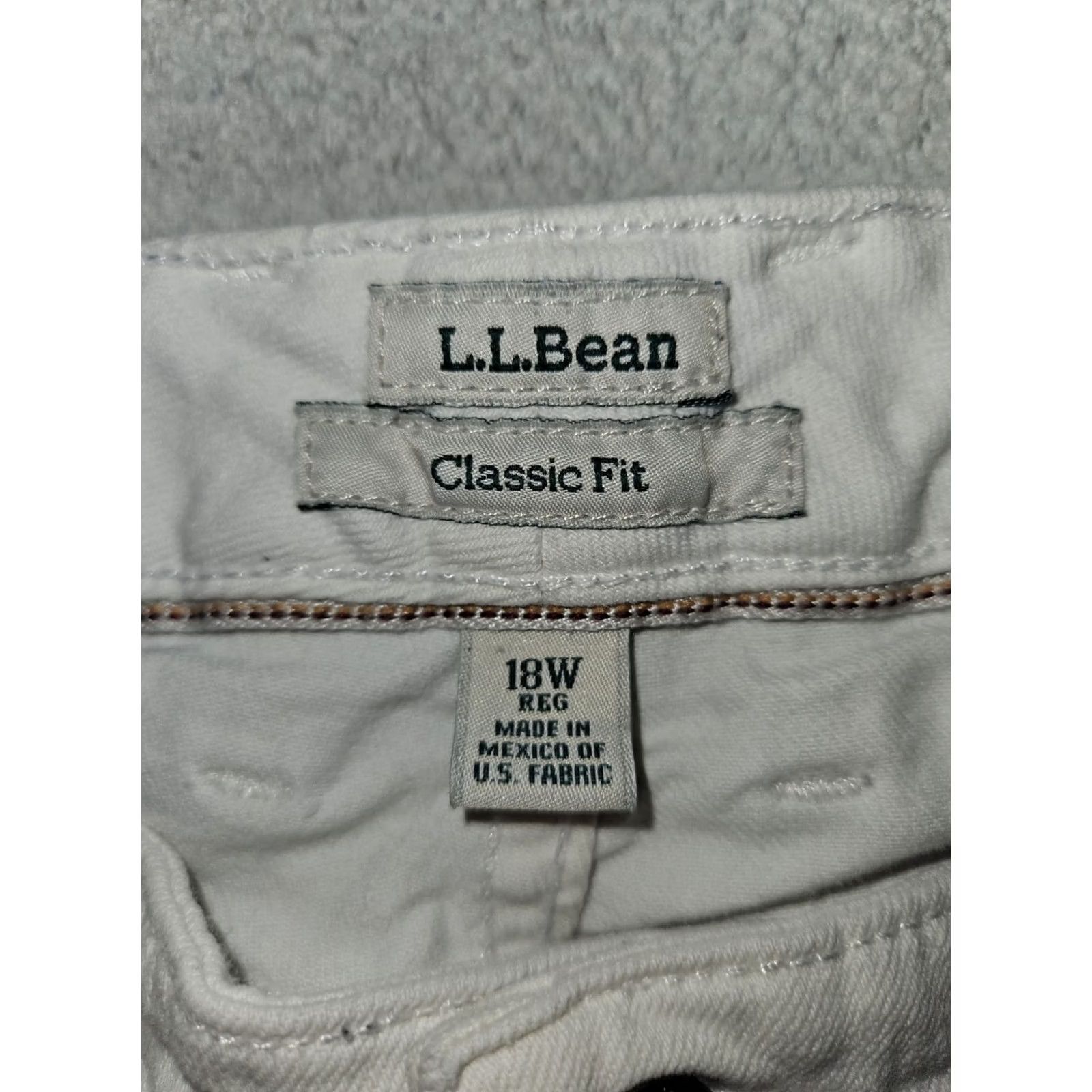 Vintage L.L. Bean Jeans 18W Women's Classic Fit White Straight 5-Pocket Denim Stretch Zip Button High Rise Plus Size Size 40" / US 18 - 2 Thumbnail