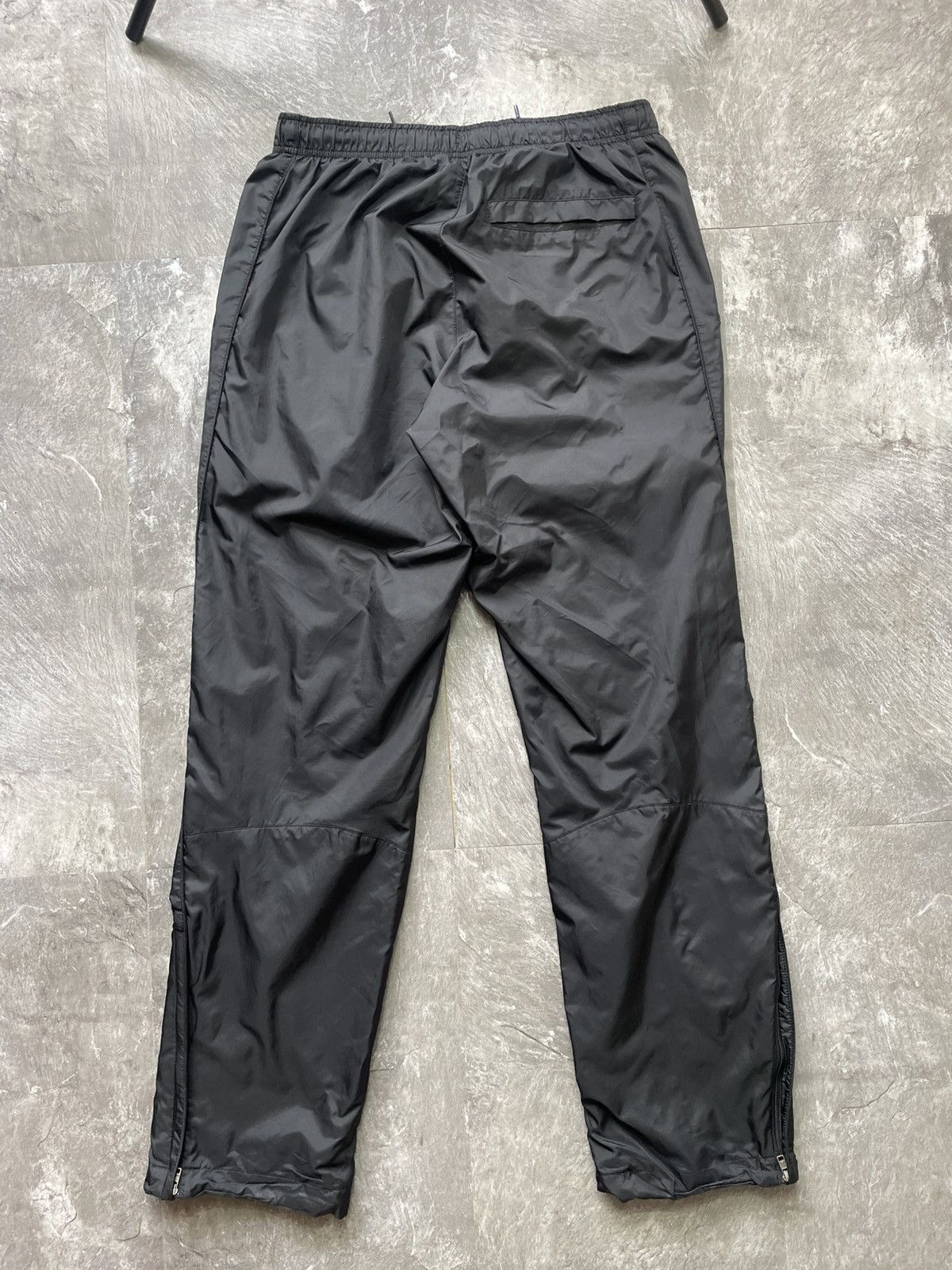 Nike Nike Baggy Vintage Y2K Nylon Track Pants Joggers Hype M Size US 32 / EU 48 - 3 Thumbnail