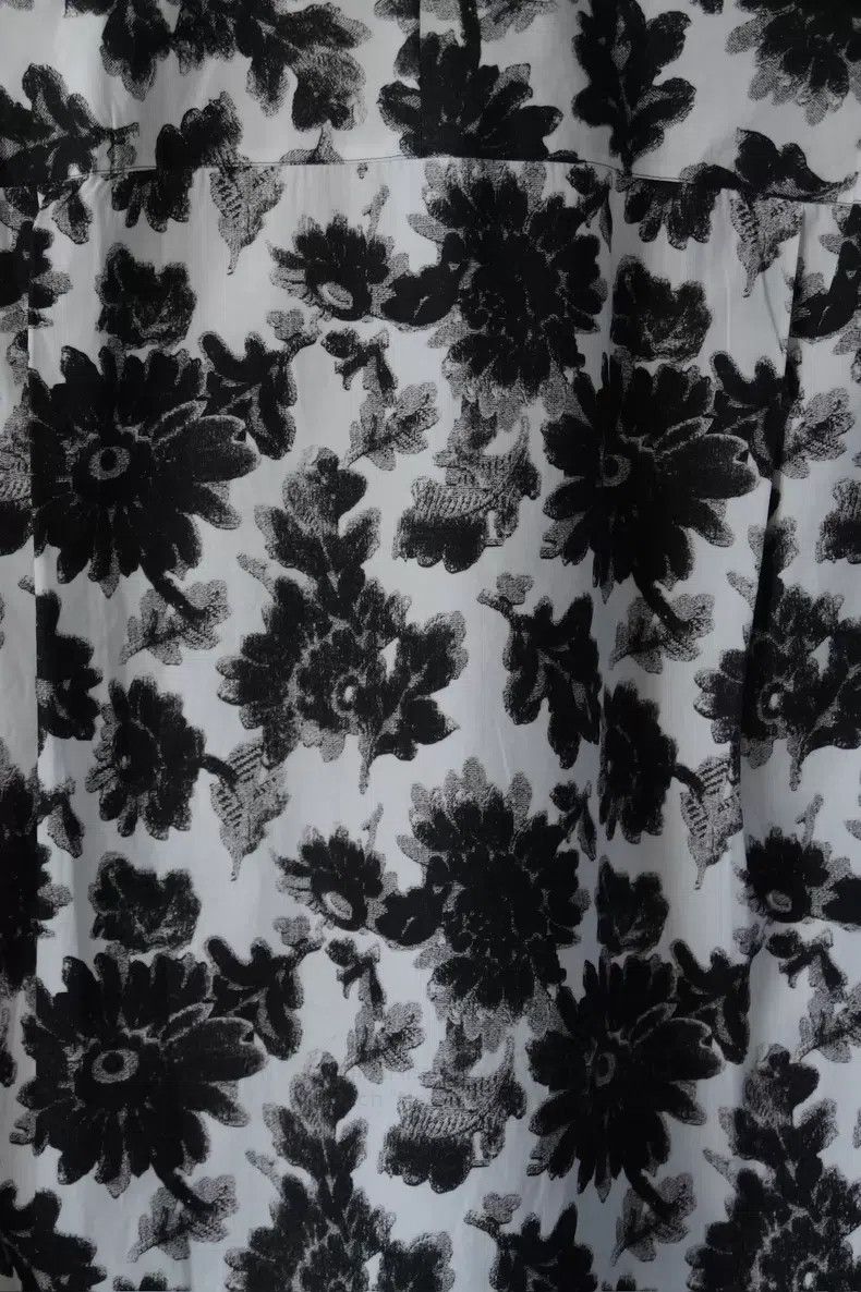 Comme des Garcons Comme Des Garcons Black and White Floral Print Seven-eight Size M / US 6-8 / IT 42-44 - 7 Thumbnail