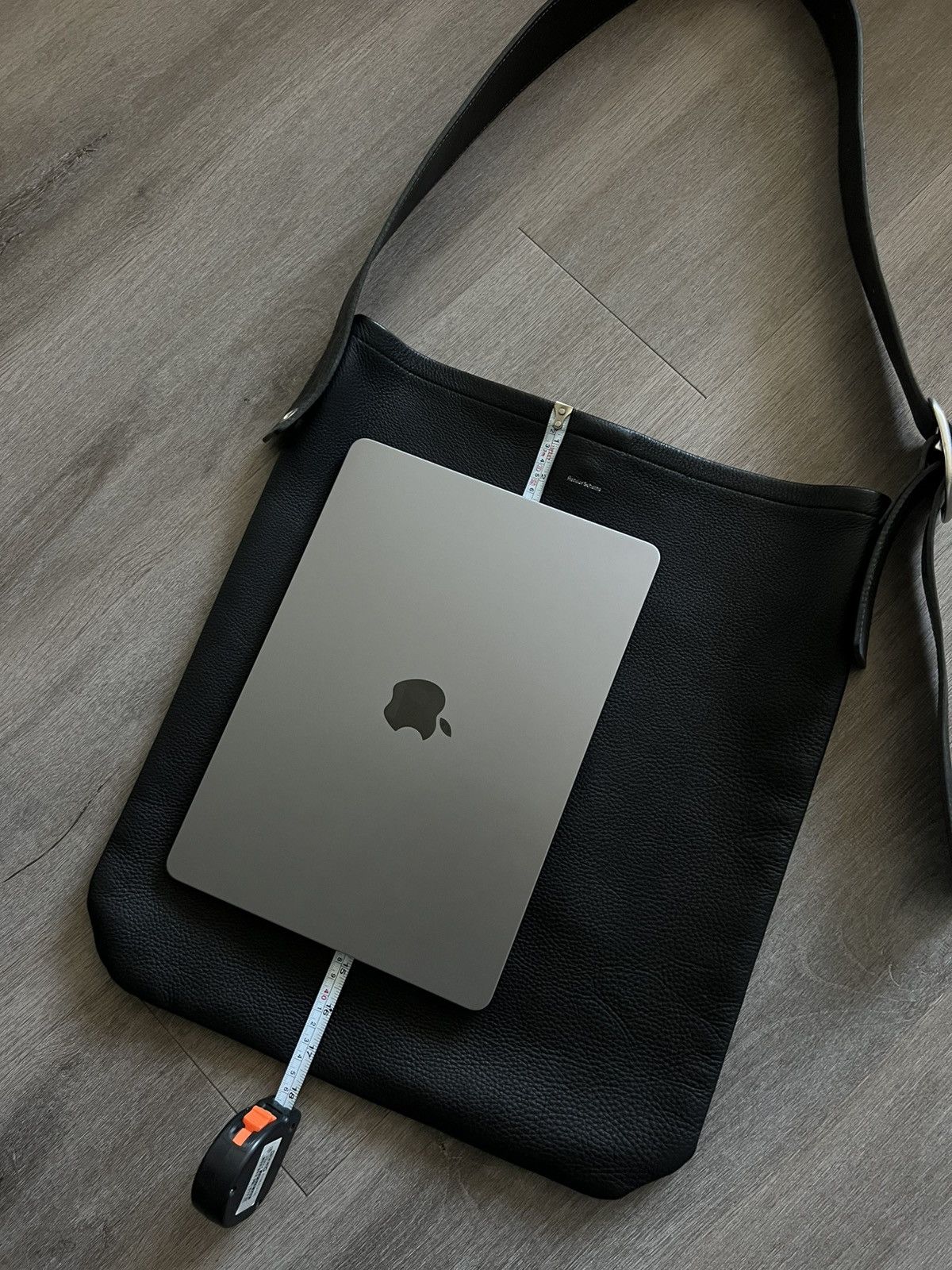 Hender Scheme Black leather belt bag similar to Vuja De theo bag Size ONE SIZE - 7 Thumbnail