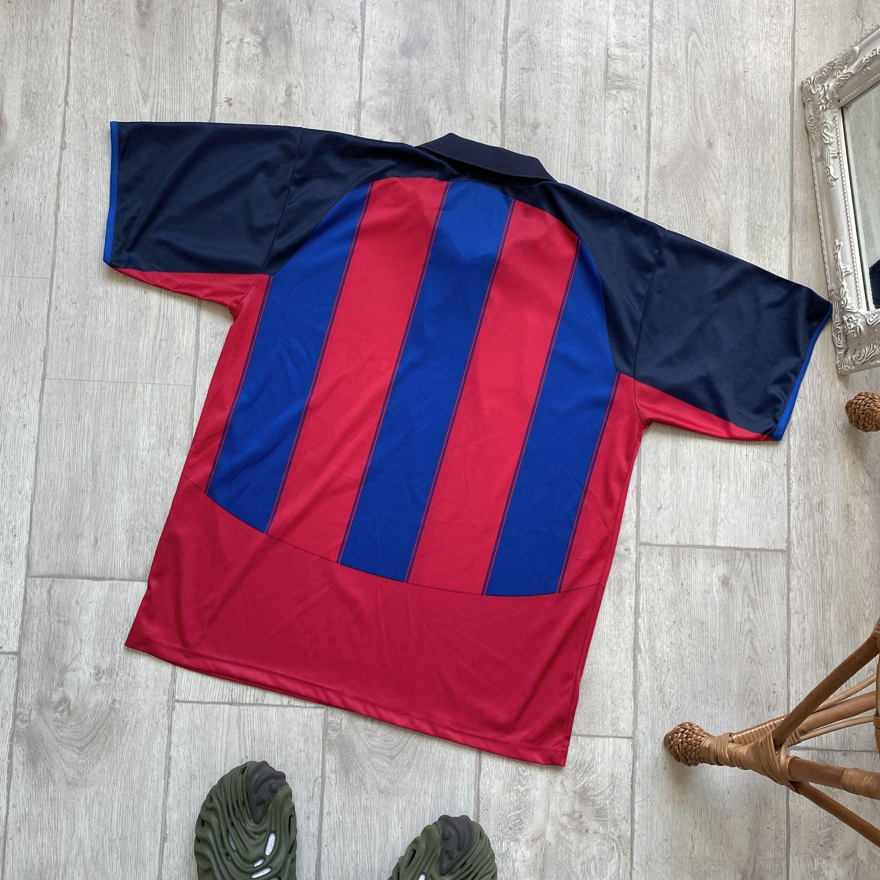 Vintage Vintage Barcelona Retro Jersey Football Size US L / EU 52-54 / 3 - 8 Thumbnail