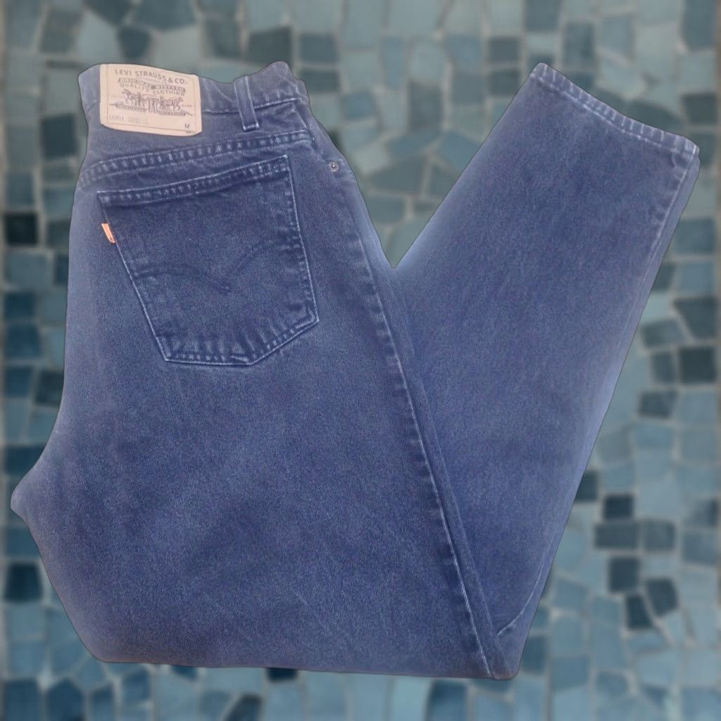 Levi's Vintage Levi's 90s Relaxed Fit Taper Leg Mom Jeans Size 14 High Waist Blue Denim 30 Inseam Women's Size 33" - 1 Thumbnail
