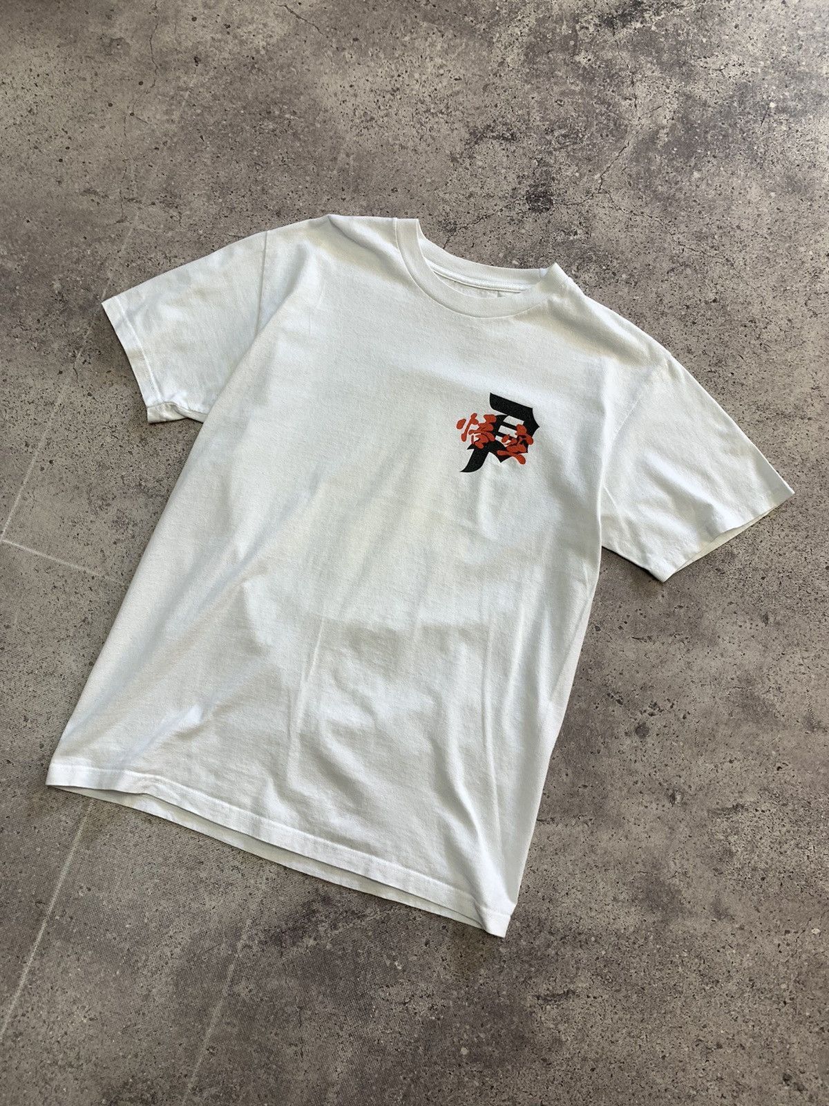 Anime × Vintage Vintage Dragon ball Anime Tee Y2K Z Super Saiyan son Goku Size US M / EU 48-50 / 2 - 11 Thumbnail
