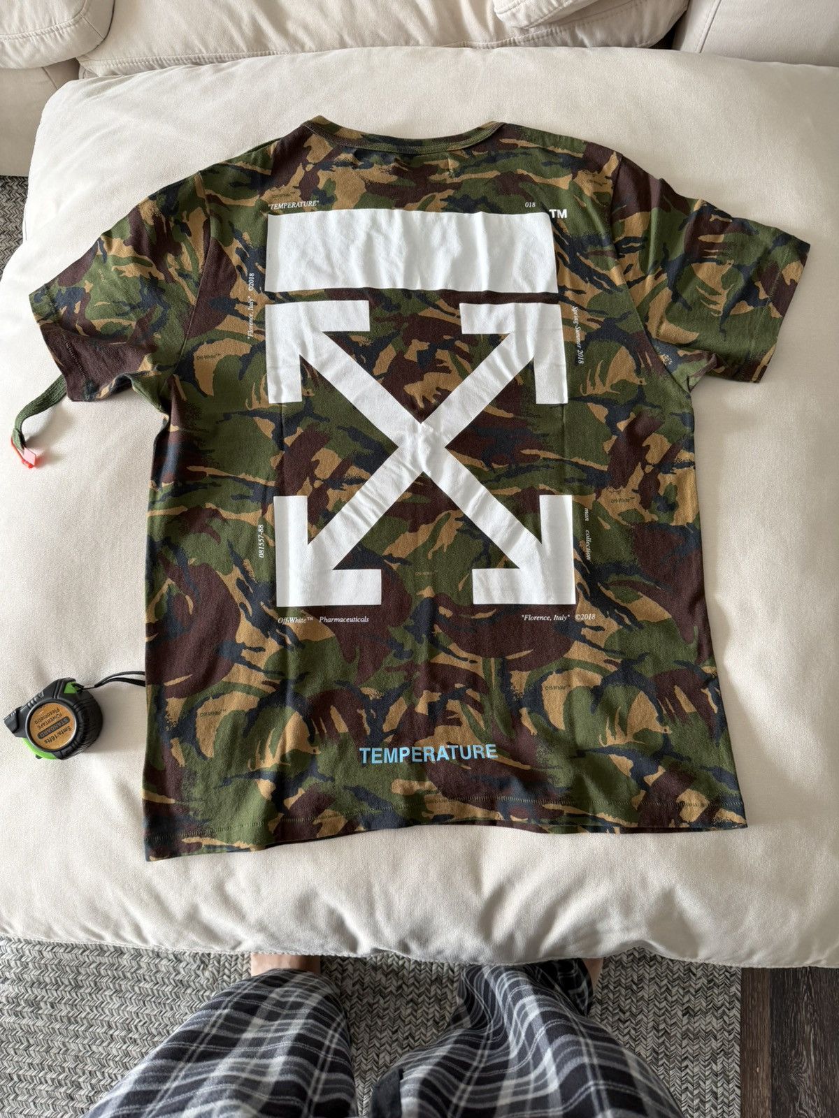Off-White Off-White Camo Temperature Tee XL (Virgil Era) Size US XL / EU 56 / 4 - 1 Thumbnail