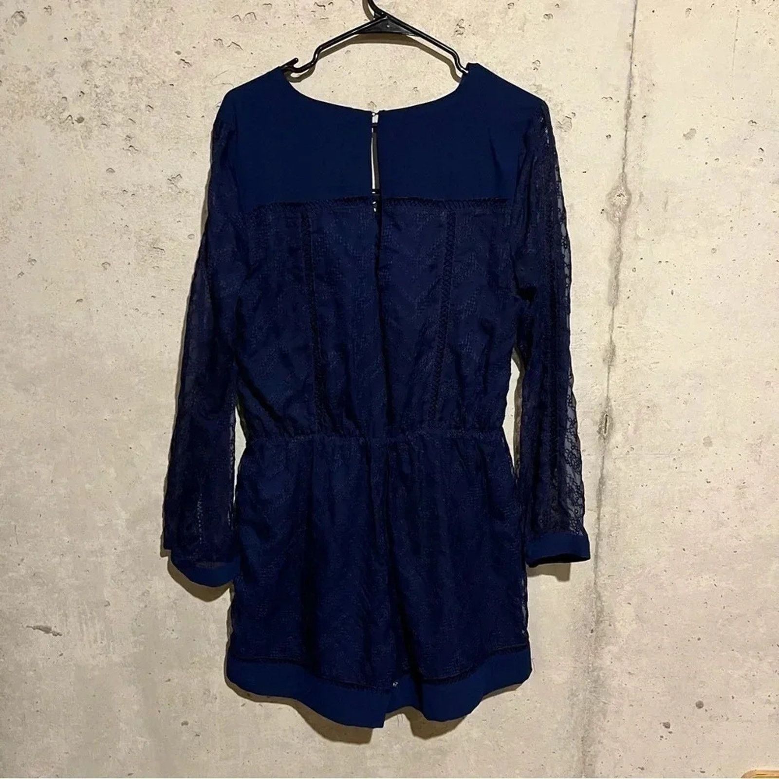 Other Adelyn Rae Navy Eyelet Lace Romper Sz M Long Sleeves Shorts Size M / US 6-8 / IT 42-44 - 7 Thumbnail