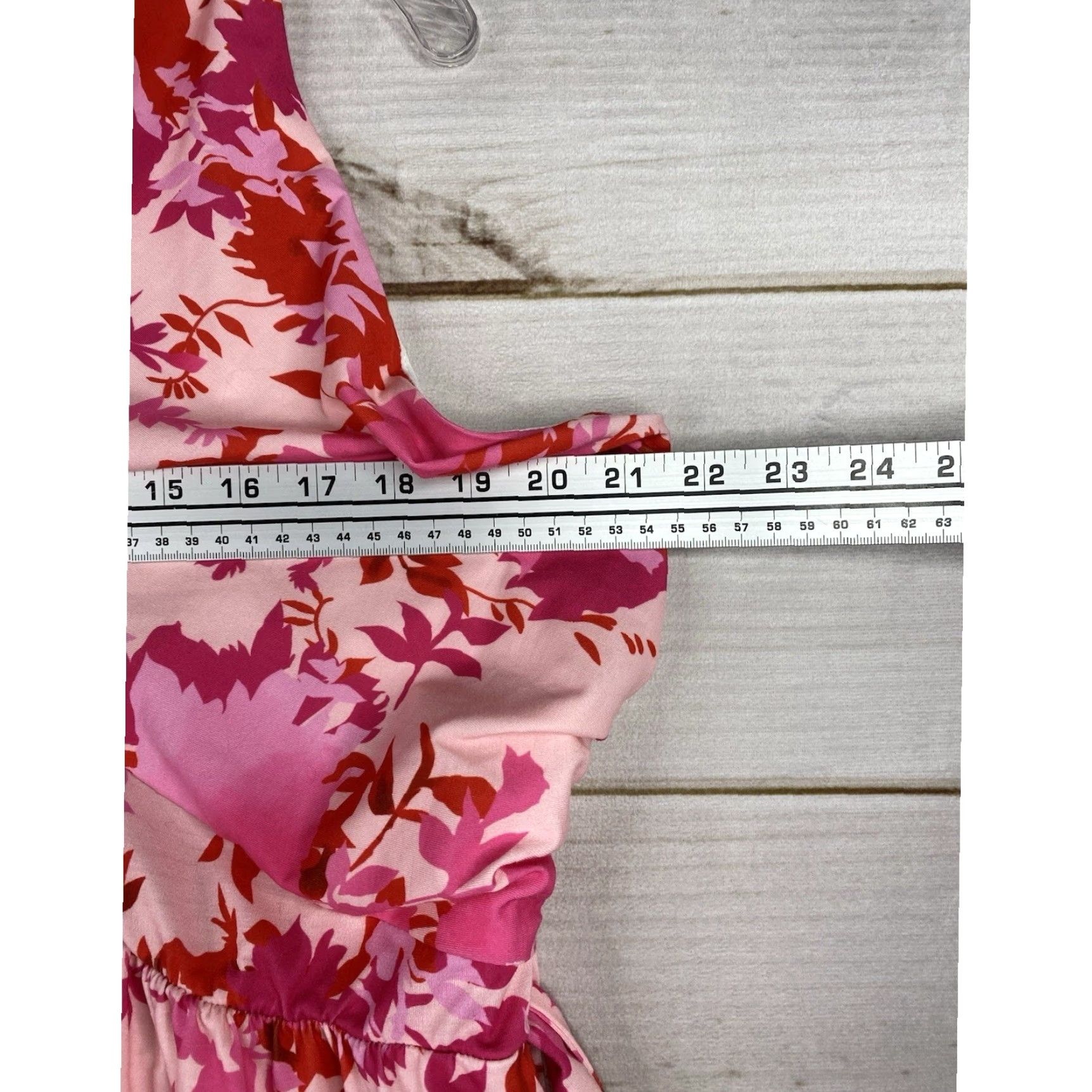 Vintage Hanna Nikole Pink V-Neck Maxi Dress 20W Elastic Waist Floral Belted User: Hanna Nikole Pink V-Neck Maxi Dress 20W Elastic Waist Floral Belted Size 3XL / US 20-22 - 6 Thumbnail