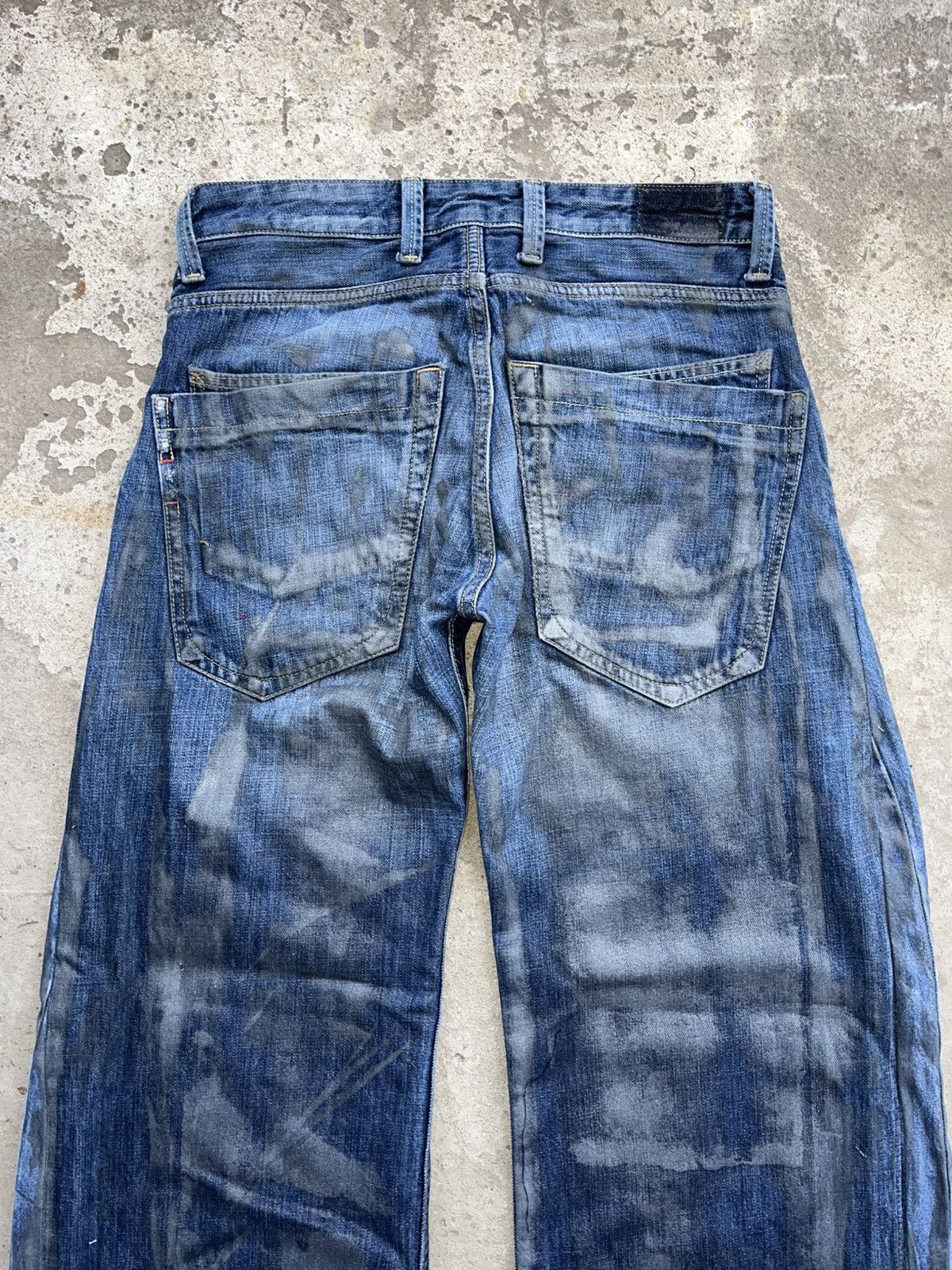 20471120 × If Six Was Nine × Japanese Brand Dirty Painted Distressed Thrashed Faded Baggy Jeans Y2K Size US 28 / EU 44 - 4 Thumbnail