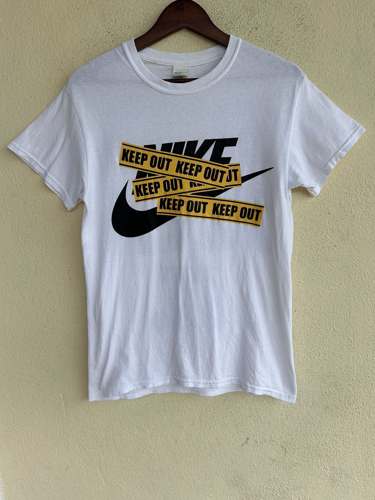 Gildan Parody Nike Keep Out Just Fuck It Size US S / EU 44-46 / 1 - 1 Thumbnail
