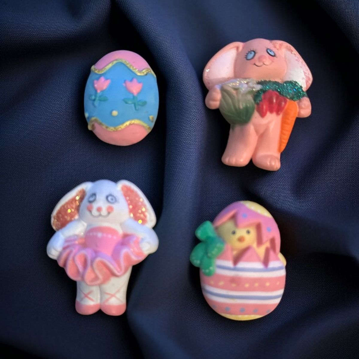 Vintage Lot of vintage resin Easter brooches Size ONE SIZE - 1 Thumbnail