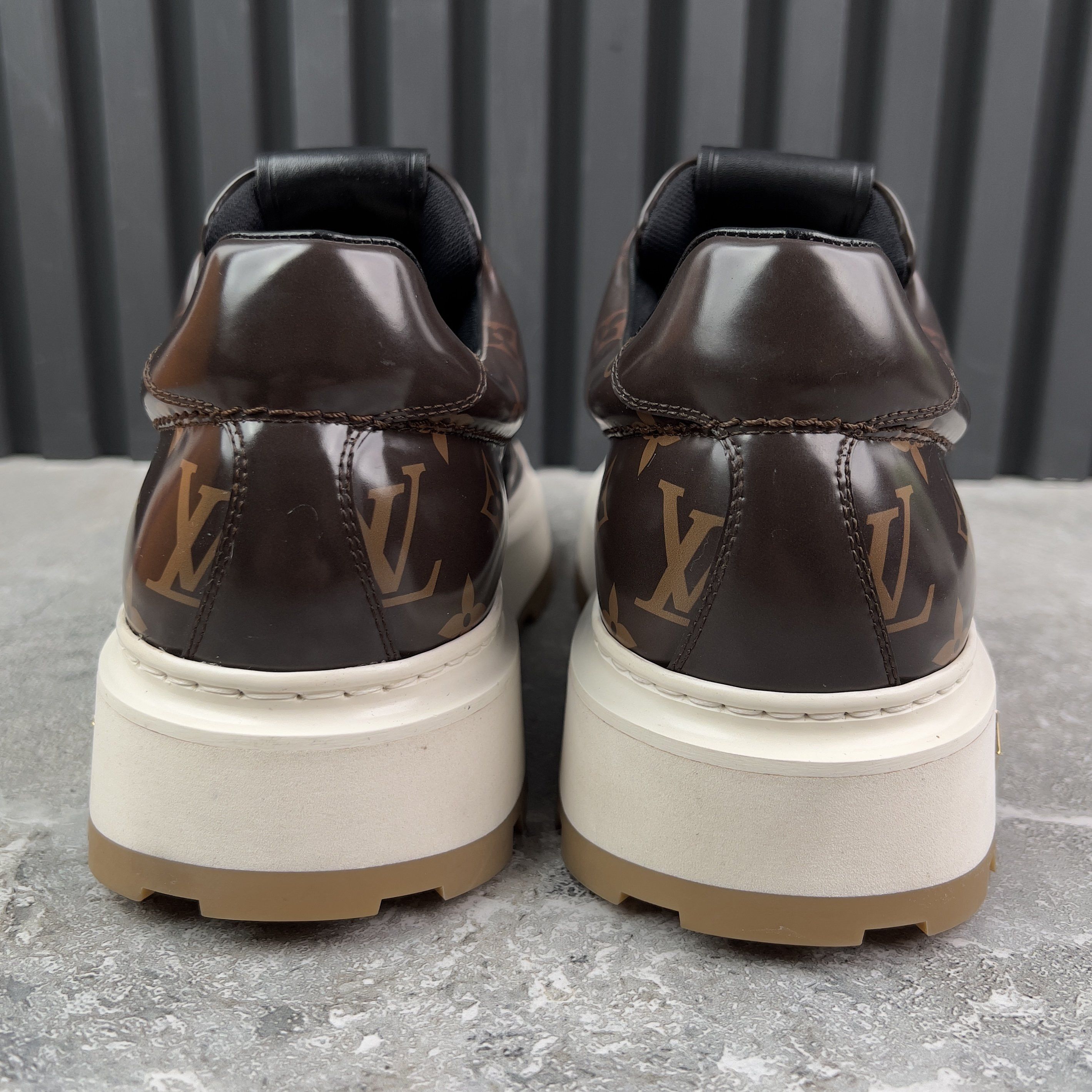 Louis Vuitton LV x NBA Abbesses Derby Sneakers Monogram Patent Leather Size US 8 / EU 41 - 9 Thumbnail