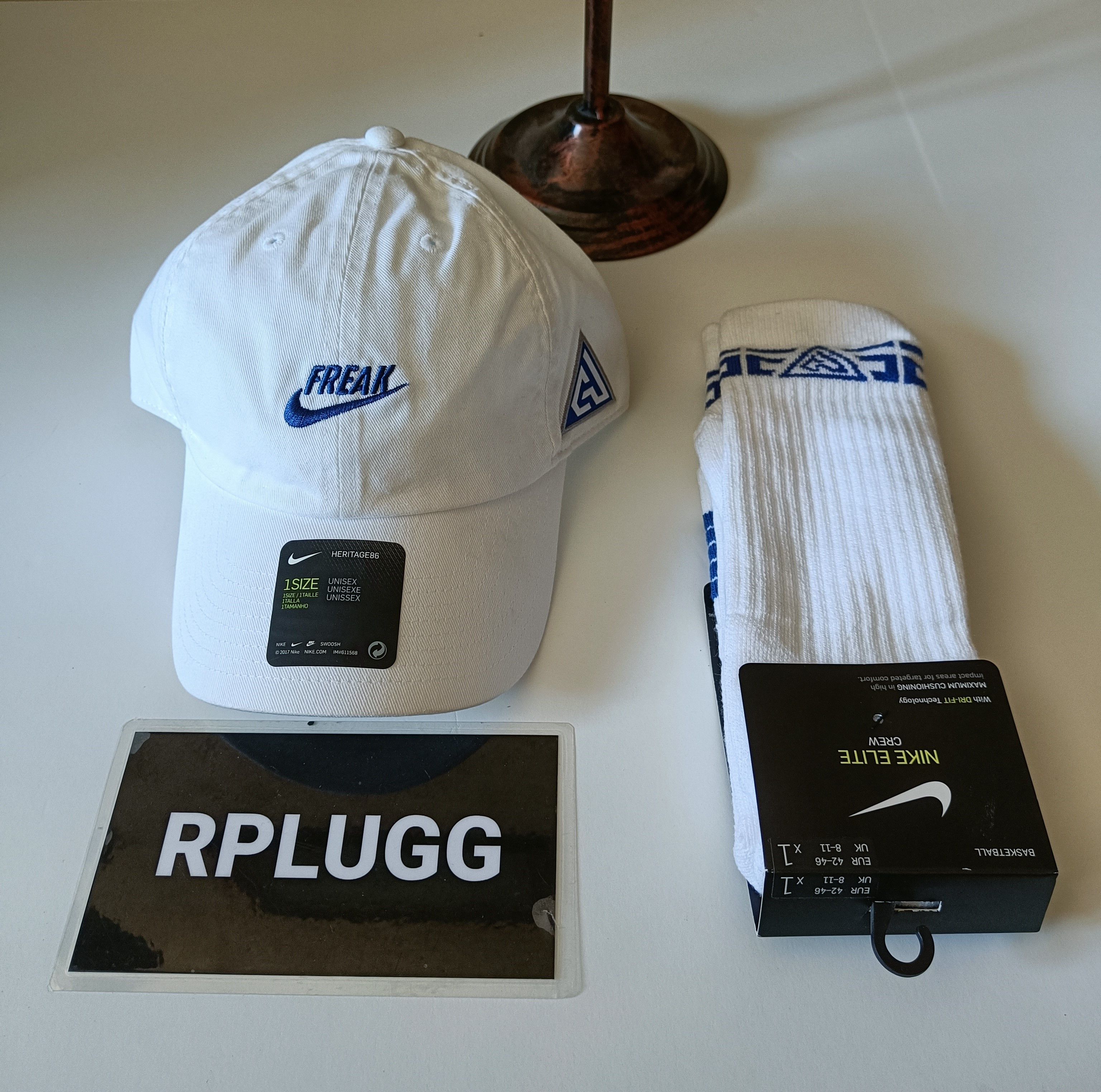 Nike Bundle Nike U H86 Giannis Freak Cap CI3796-100 & Socks Size ONE SIZE - 1 Thumbnail