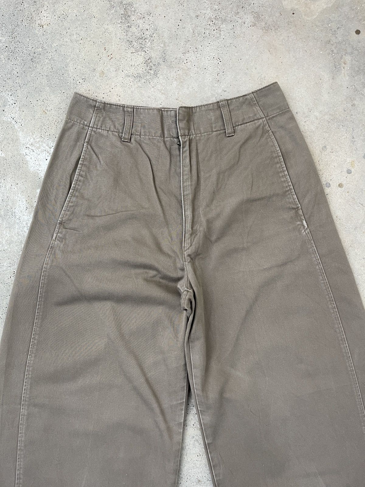 Japanese Brand × Jun Takahashi × Uniqlo Vintage Japanese Uniqlo Beige Distressed Baggy Jeans Size US 28 / EU 44 - 2 Thumbnail