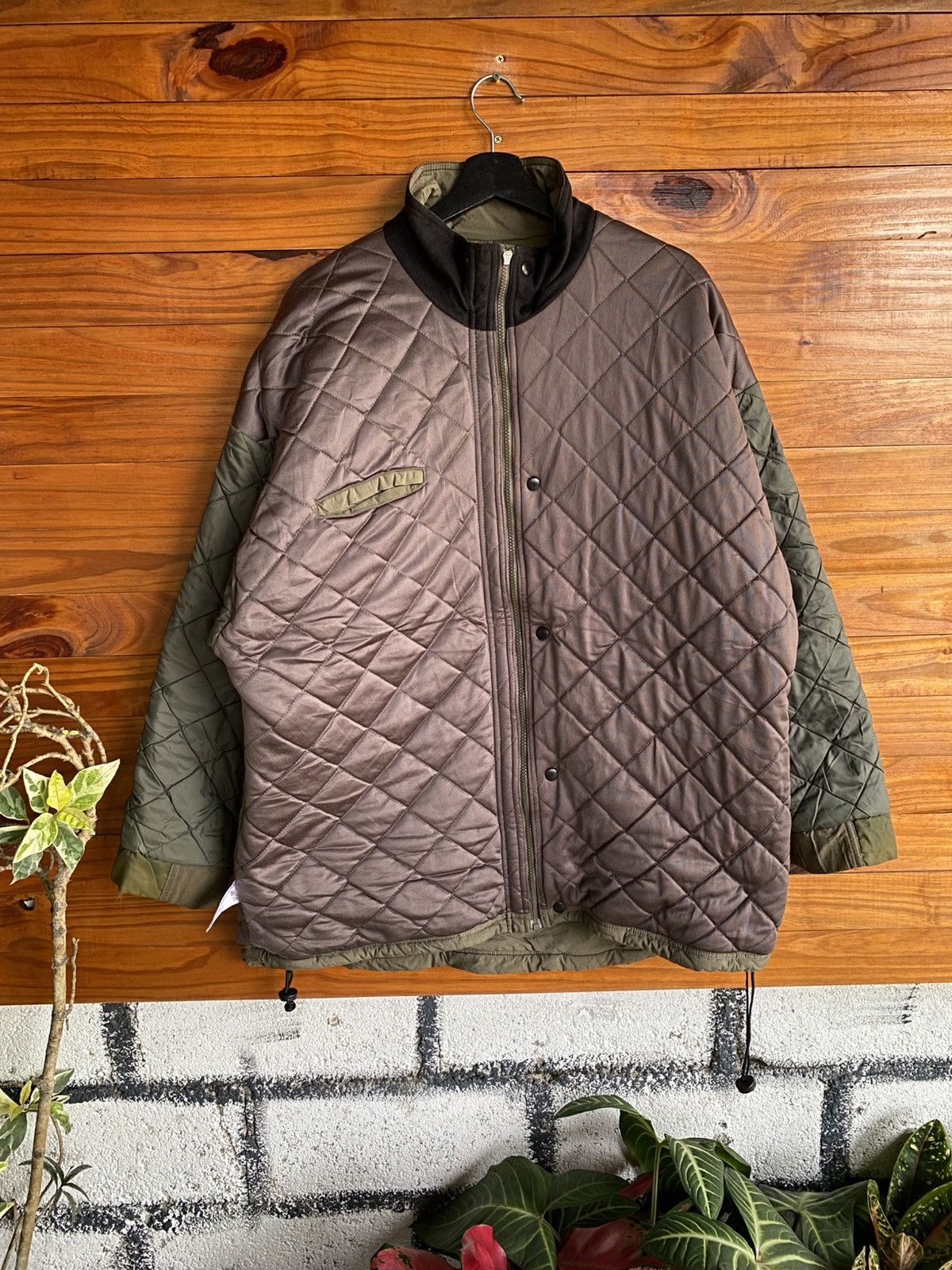 Nike Vintage Nike Two-Tone Quilted Insulated Olive Green & Khaki Size US XL / EU 56 / 4 - 20 Thumbnail
