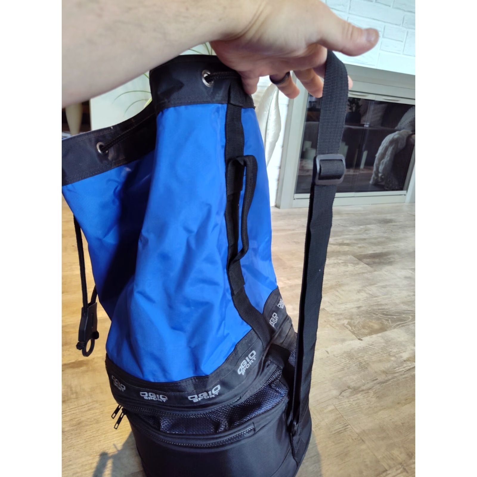 Vintage VINTAGE OGIO Duffle Bag 3 In 1 Blue Nylon 24" Tall Fish Pattern Sports Gear 1990s Mens Bag Size ONE SIZE - 5 Thumbnail
