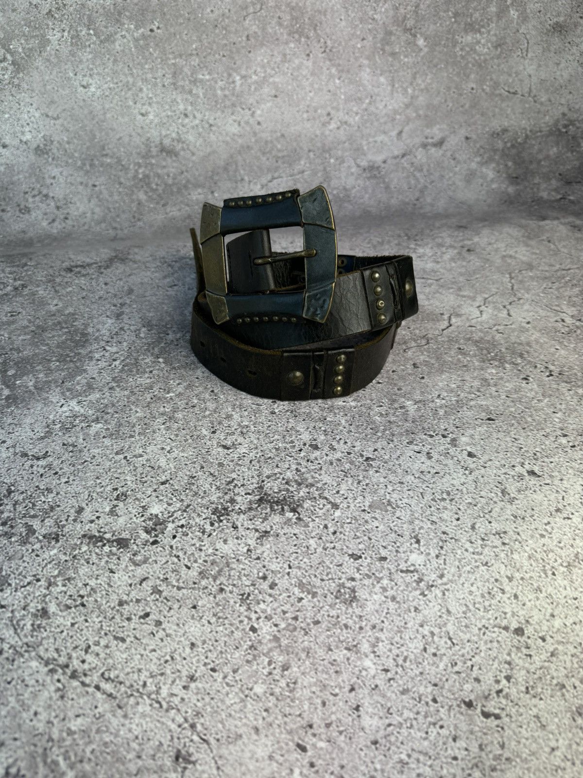 Guess × Vintage Guess Rare Leather Belt Vintage Size ONE SIZE - 2 Thumbnail