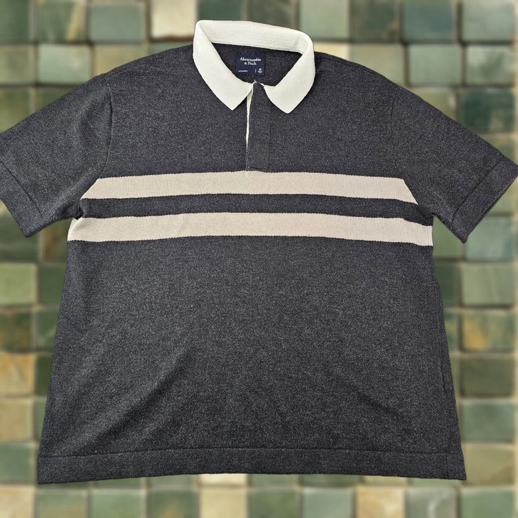 Abercrombie & Fitch Abercrombie & Fitch Polo Shirt Mens Medium Charcoal Gray Oversized Striped Knit Shirt Size US M / EU 48-50 / 2 - 1 Thumbnail
