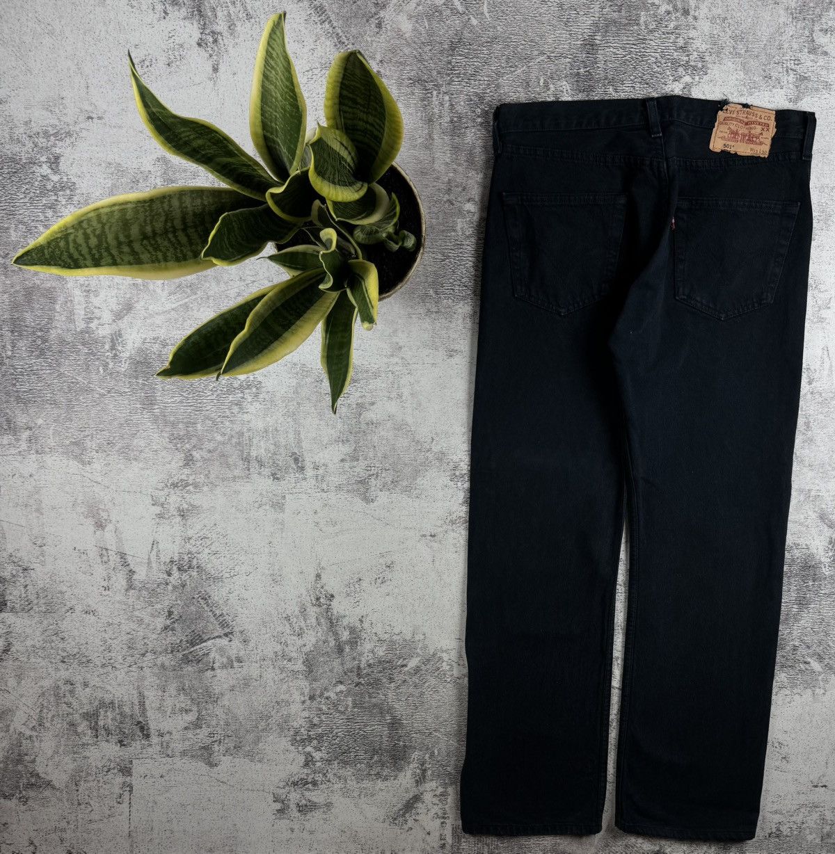 Levi's LEVIS 501 Comfort Fit W33 L30 Denim Straight USA 90s Cotton Jeans Pants Trousers Size US 33 - 1 Thumbnail
