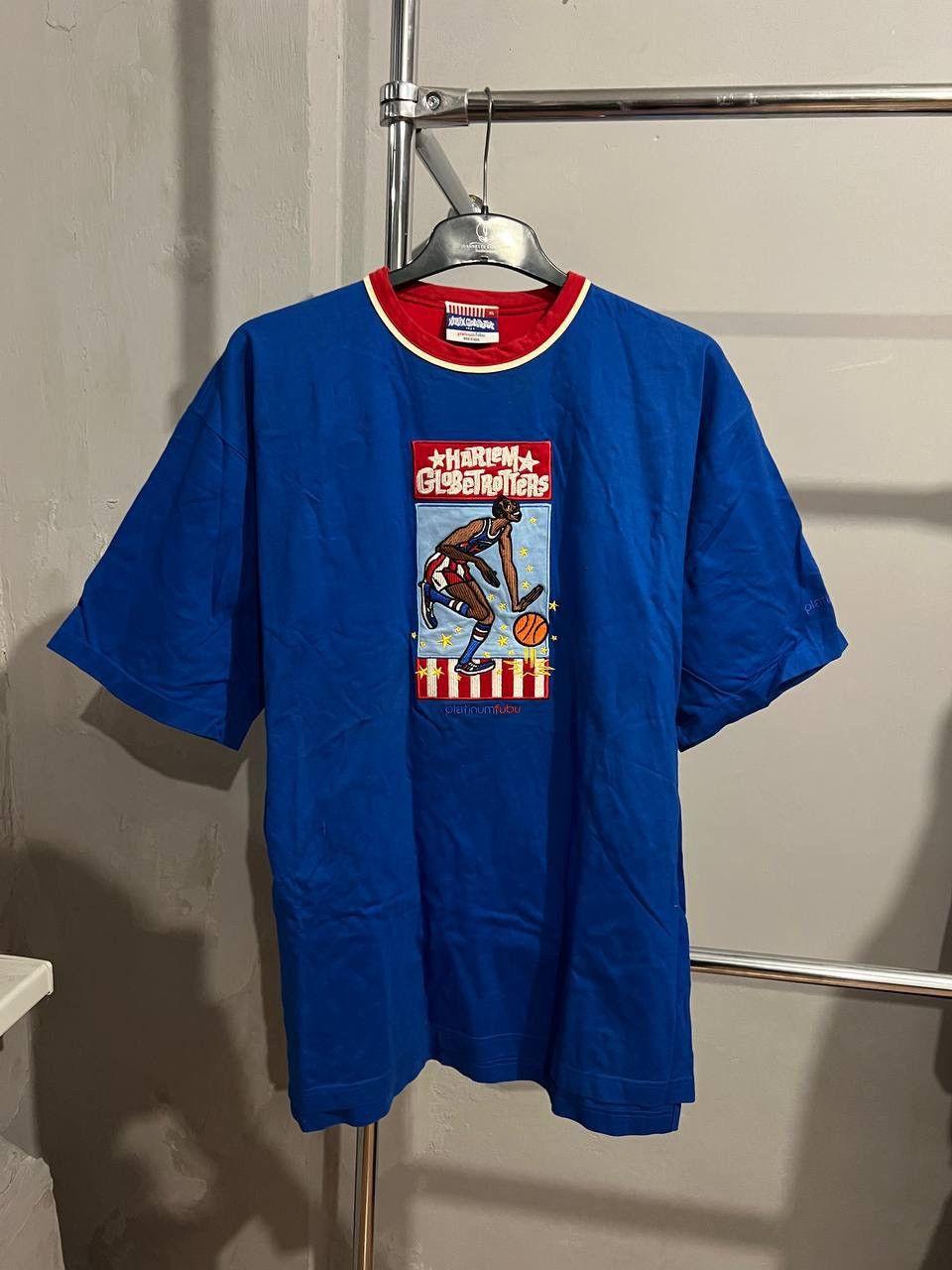 Fubu VINTAGE HARLEM GLOBETROTTERS BY FUBU BASKETBALL T SHIRT XL Size US XL / EU 56 / 4 - 2 Thumbnail