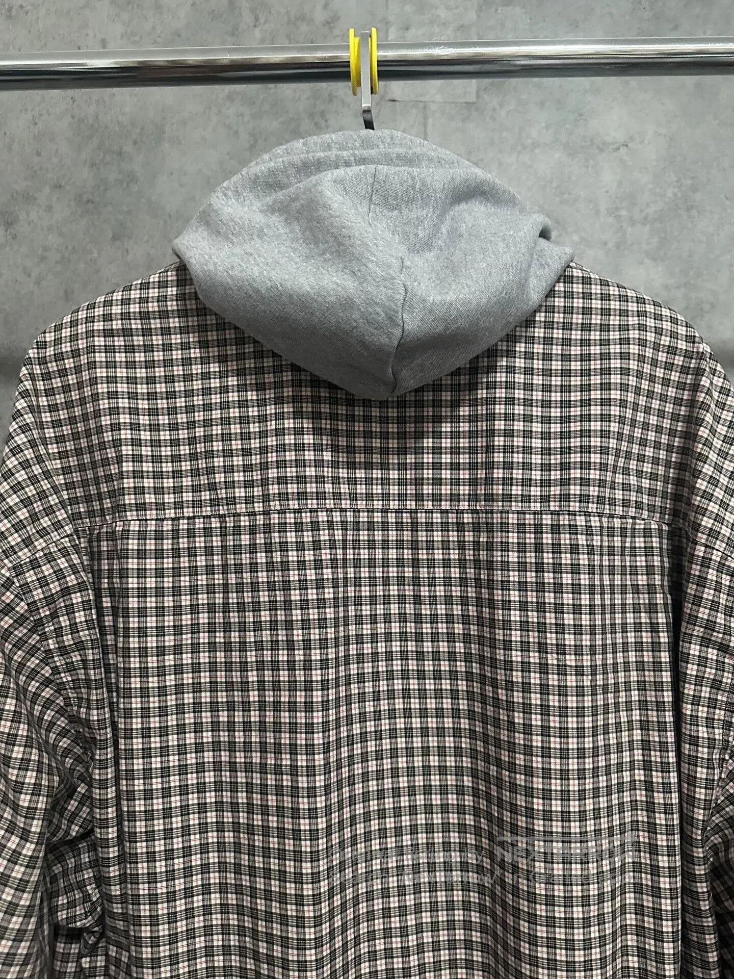 Balenciaga balenciaga gray hooded check shirt jacket. Size US XS / EU 42 / 0 - 5 Thumbnail