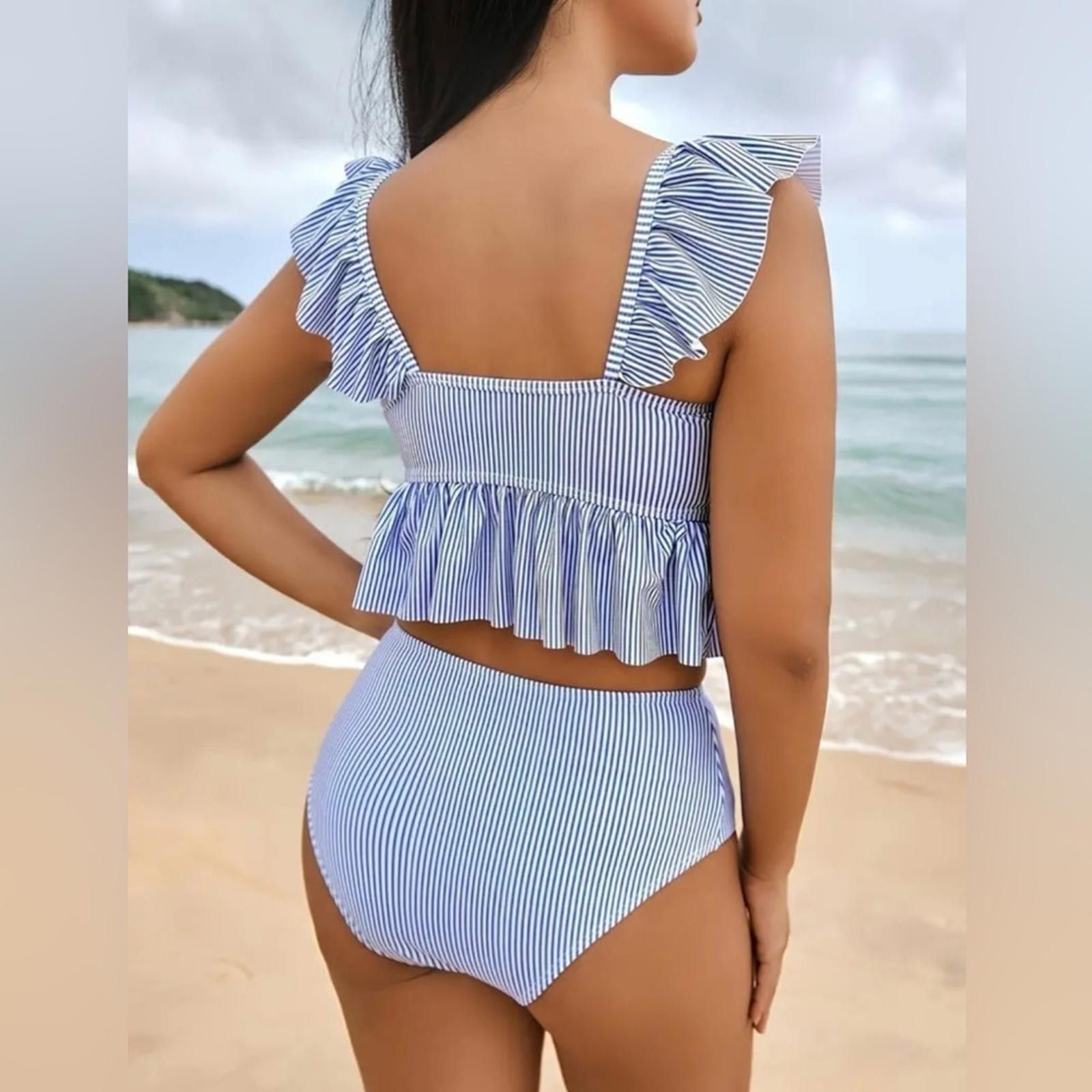 Designer Striped Two Piece Tankini Swimsuit NWT Size ONE SIZE - 4 Thumbnail