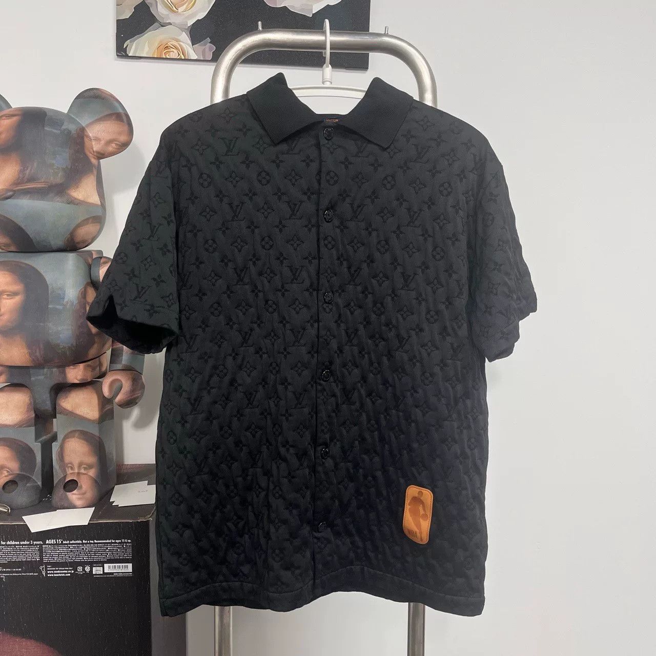 Louis Vuitton Louis Vuitton x NBA Printed Shirt Size US S / EU 44-46 / 1 - 1 Thumbnail