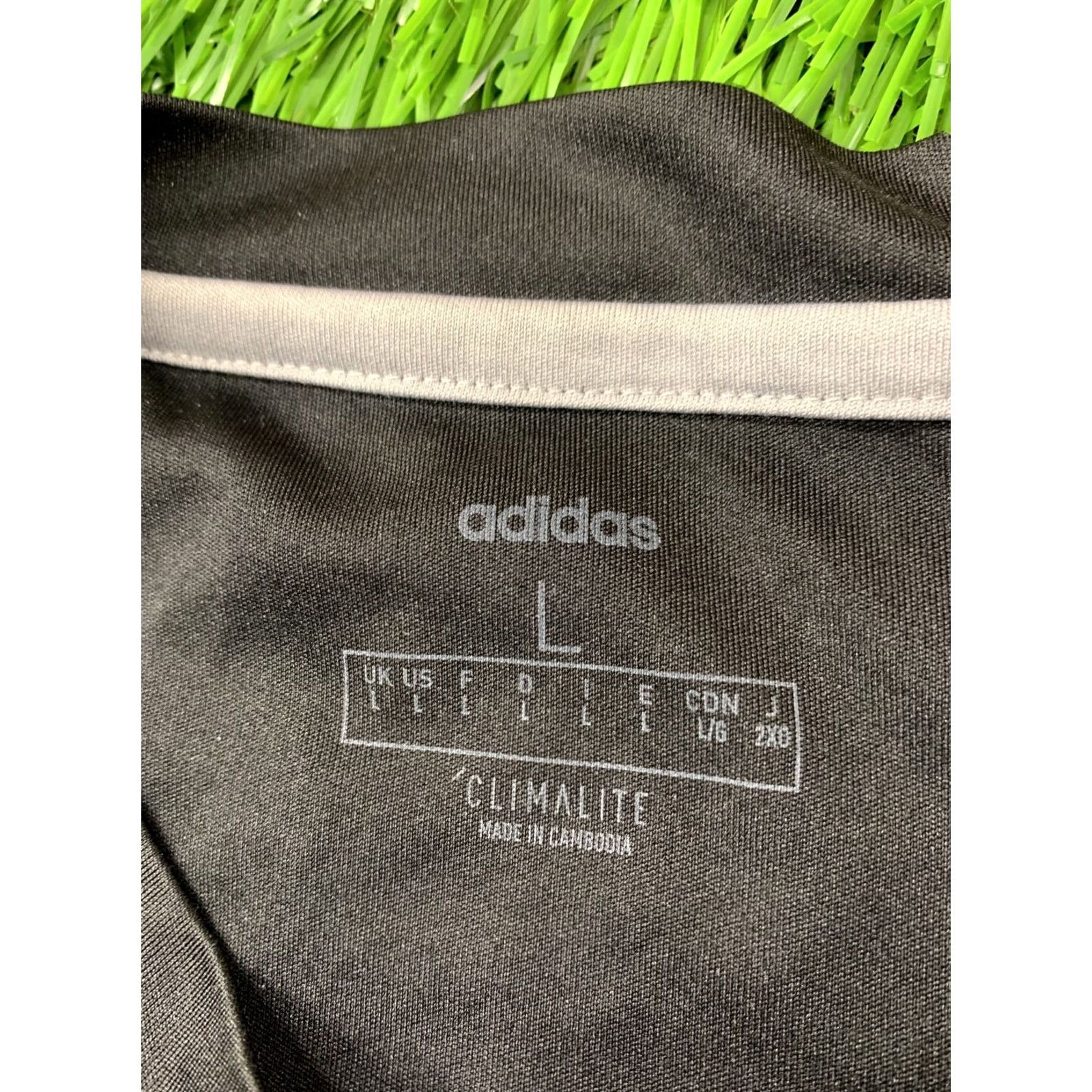 Adidas ADIDAS PERFORMANCE TRAINING SHIRT JERSEY XL MEN Black and Gray 100% Polyester Short Sleeve 2019 Sports Tee T-Shirt Size US XL / EU 56 / 4 - 5 Thumbnail