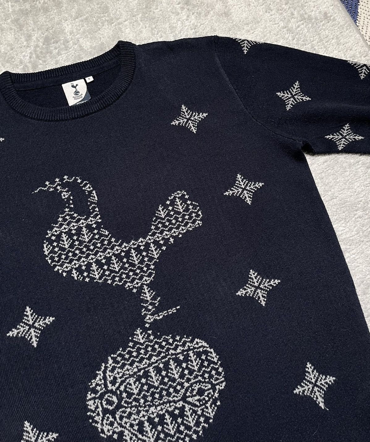 Vintage Vintage Navy Sweater Knit Tottenham Hotspur Christmas Size US M / EU 48-50 / 2 - 3 Thumbnail