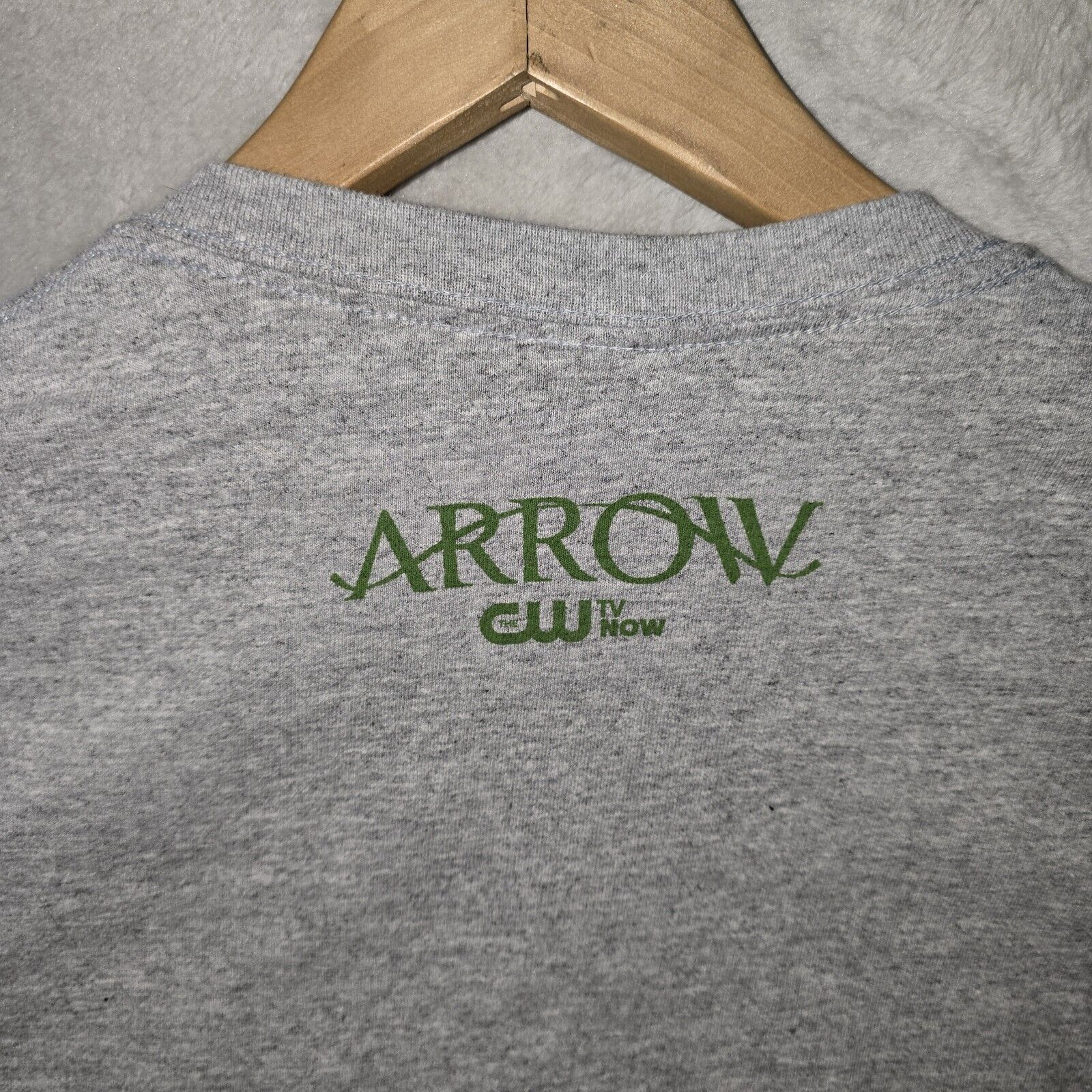 Gildan Vintage DC Comics The Green Arrow CW TV Show T Shirt Size L Size US L / EU 52-54 / 3 - 7 Thumbnail
