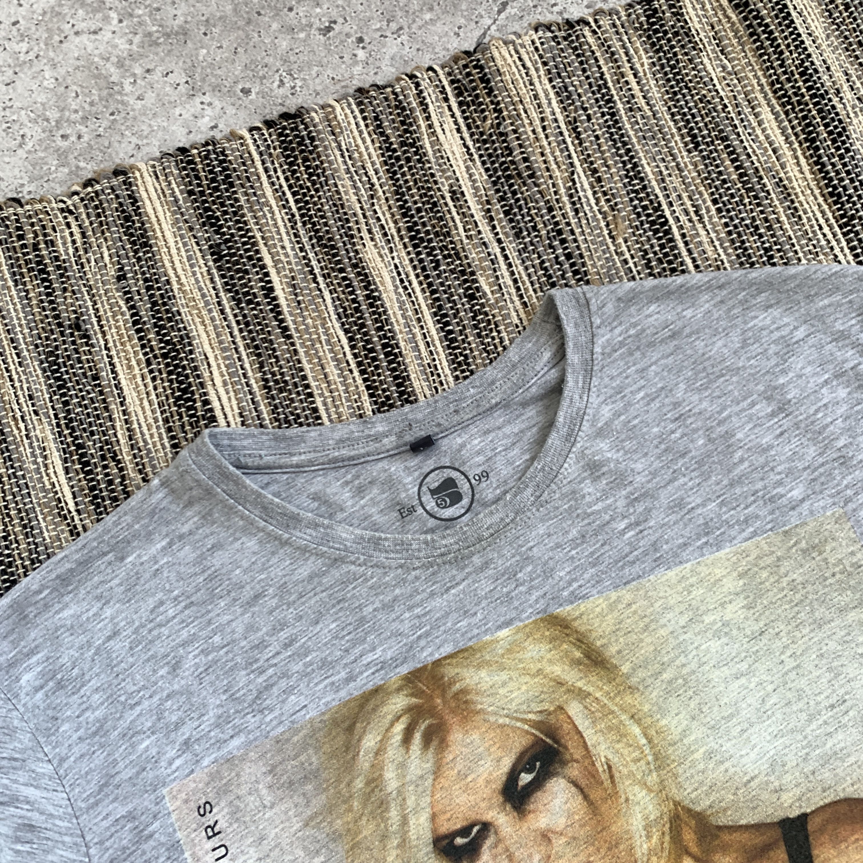 Vintage Vintage 18+ Sex Titis Girl Graphic Crosshatch Grey Tee Shirt Size US L / EU 52-54 / 3 - 6 Thumbnail