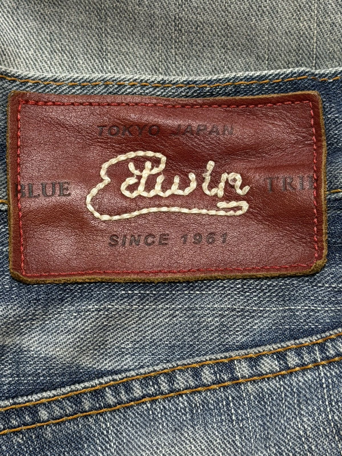 Edwin Vintage 90s Japan Edwin Blue Trip Faded Wash Wide Leg Baggy Size US 34 / EU 50 - 6 Thumbnail