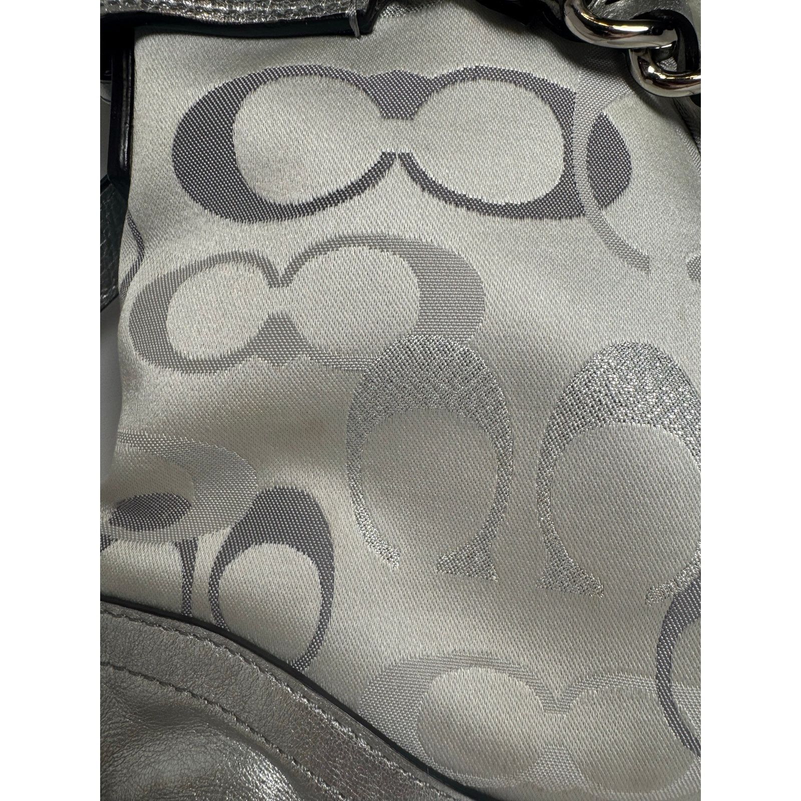Coach Coach Optic Metallic Signature Chain Silver Crossbody #19820 Size ONE SIZE - 11 Thumbnail