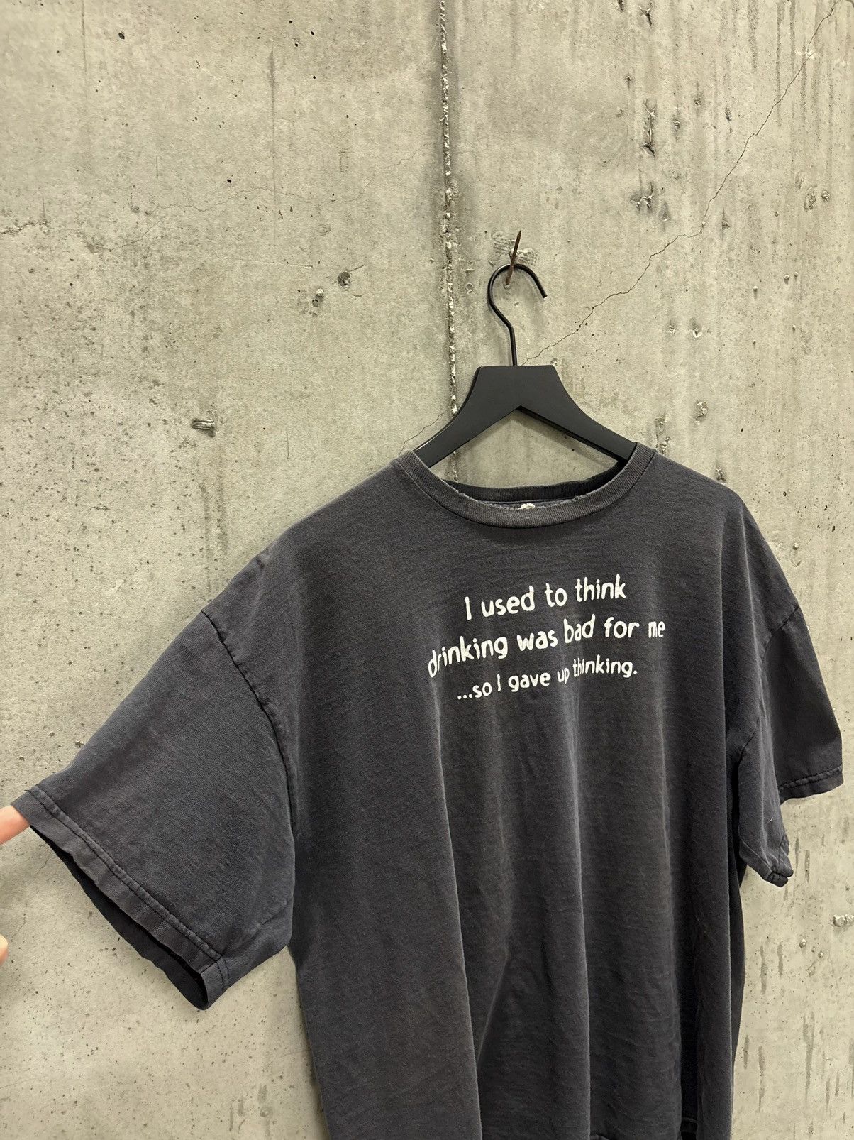 Vintage Vintage I Used To Think Drinking Shirt Faded Distress Grunge Size US XL / EU 56 / 4 - 4 Thumbnail