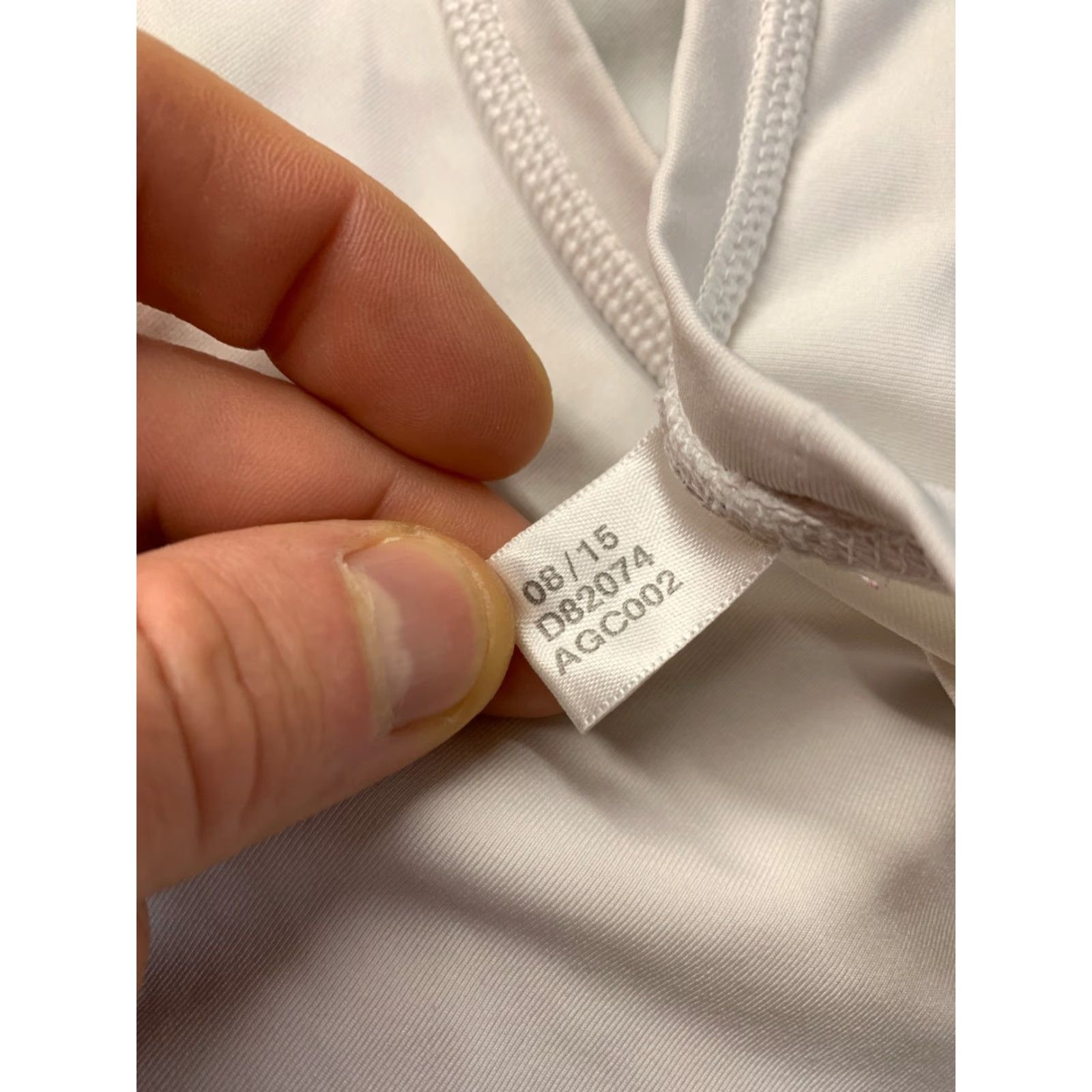 Adidas ADIDAS Techfit Compression Vest Shirt Men XL White 2015 Crossfit Base Layers Sleeveless Guaranteed Original Size XL Size US XL / EU 56 / 4 - 7 Thumbnail
