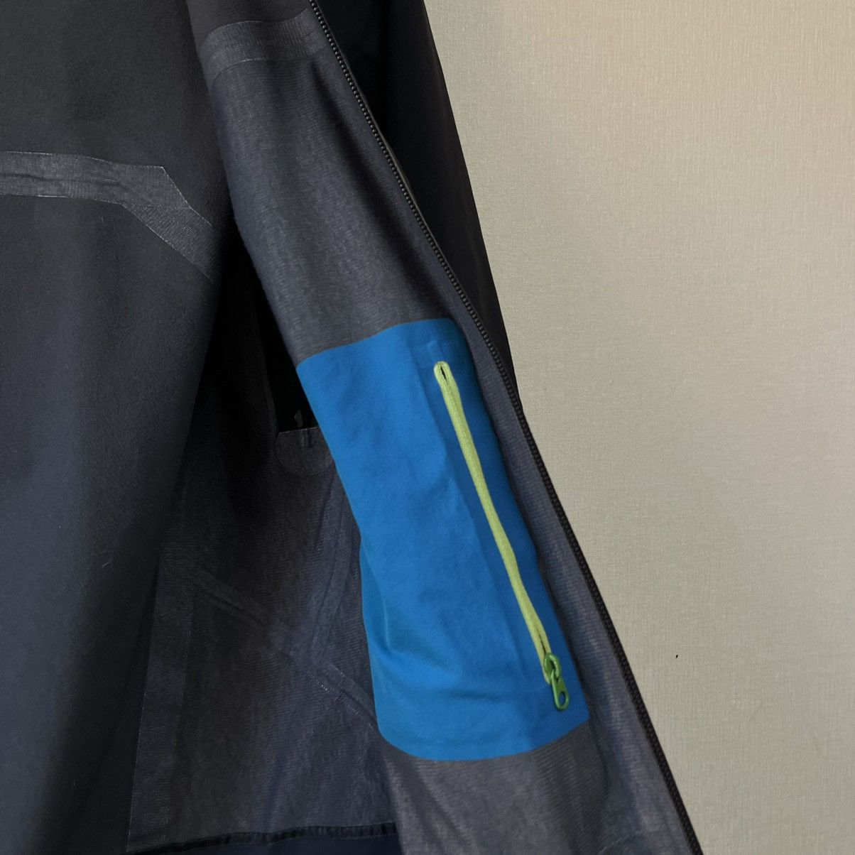 Arc'teryx Arcteryx gore tex jacket Size US S / EU 44-46 / 1 - 20 Thumbnail