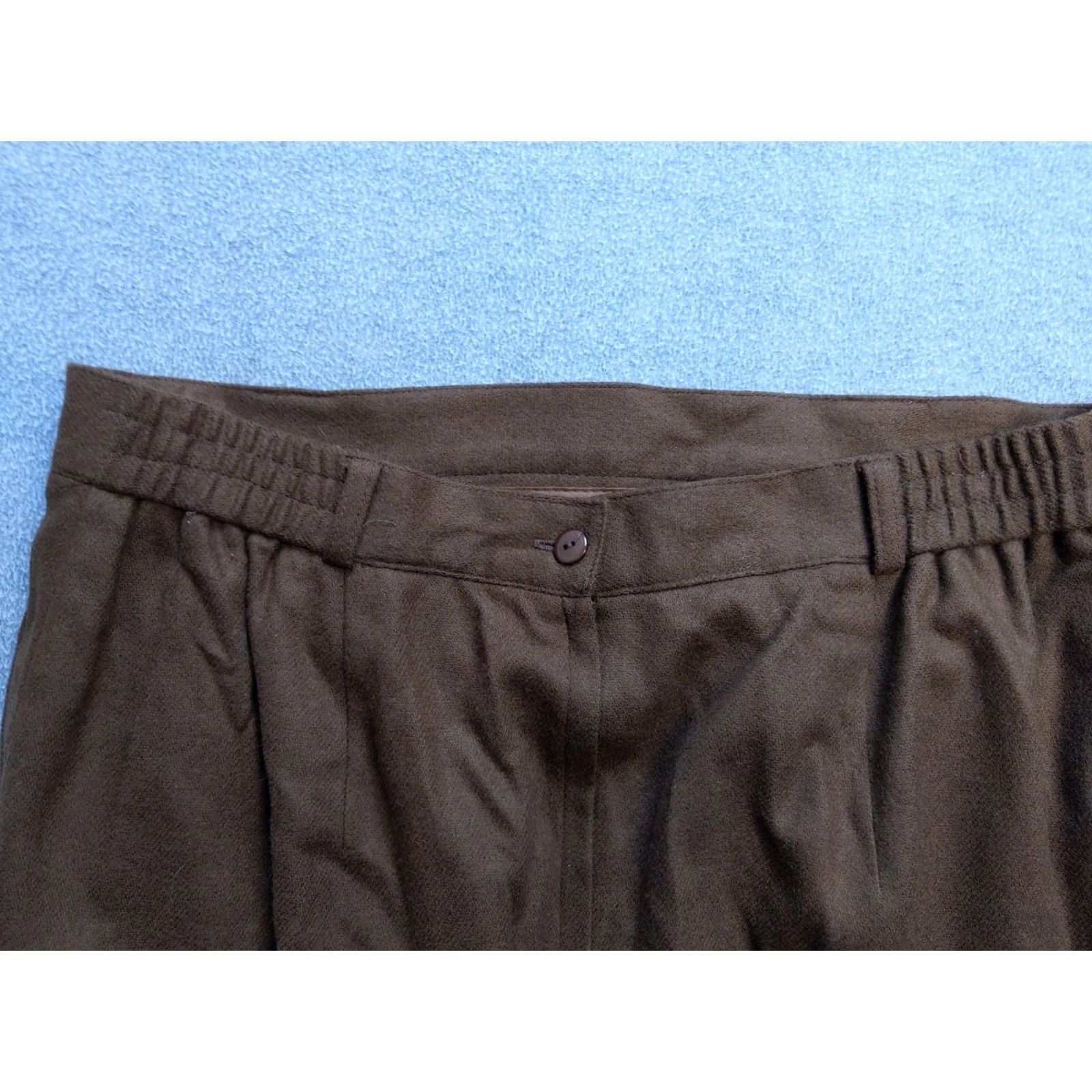 Vintage Requirements Skirt Womens 18 Brown Wool Knee Length Fully Lined Classic Career Wear Womens Size 40" / US 18 - 3 Thumbnail