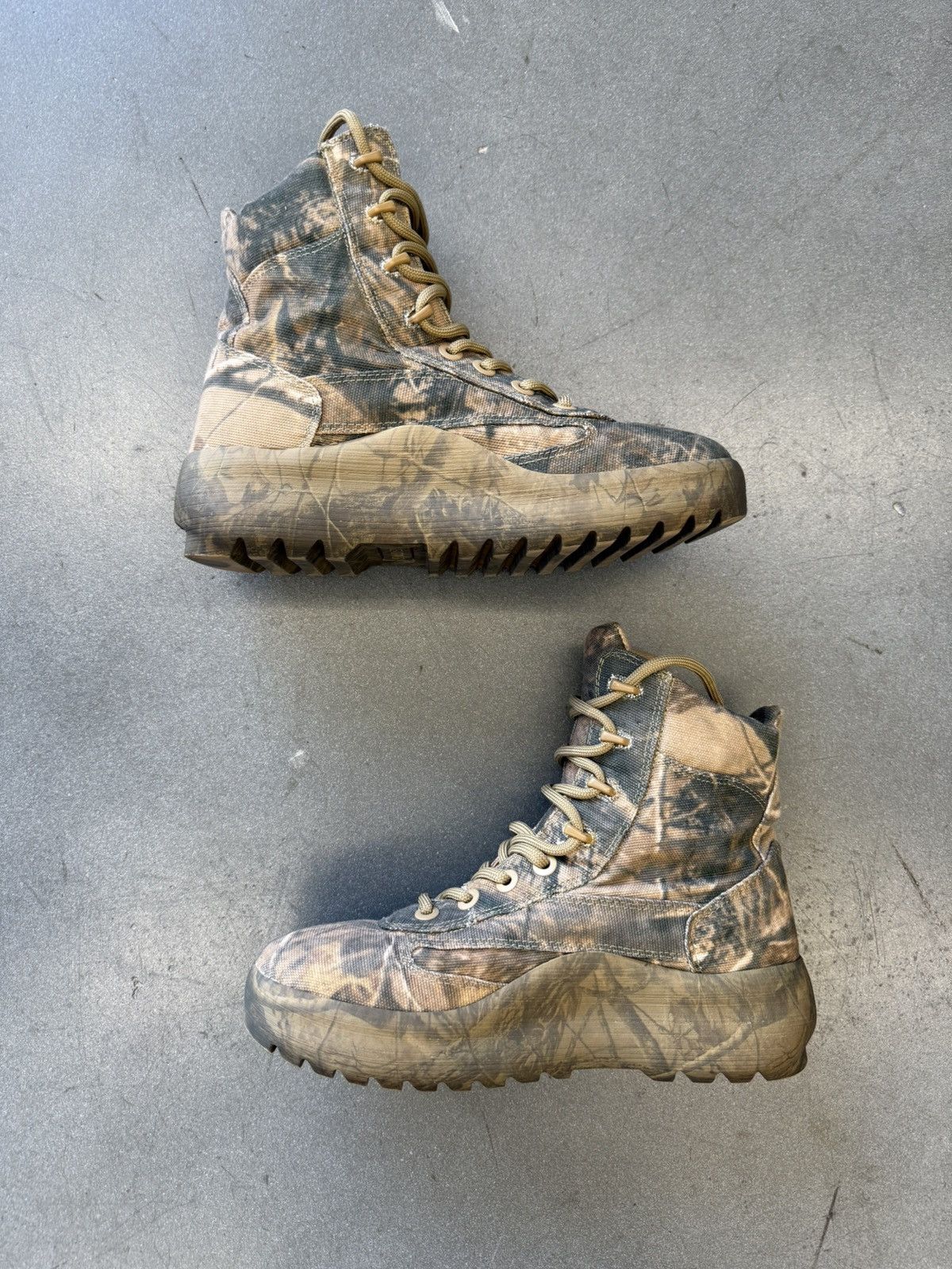 Yeezy 2017 Yeezy Canvas Boot Season 5 Camo Size US 7 / EU 40 - 2 Thumbnail