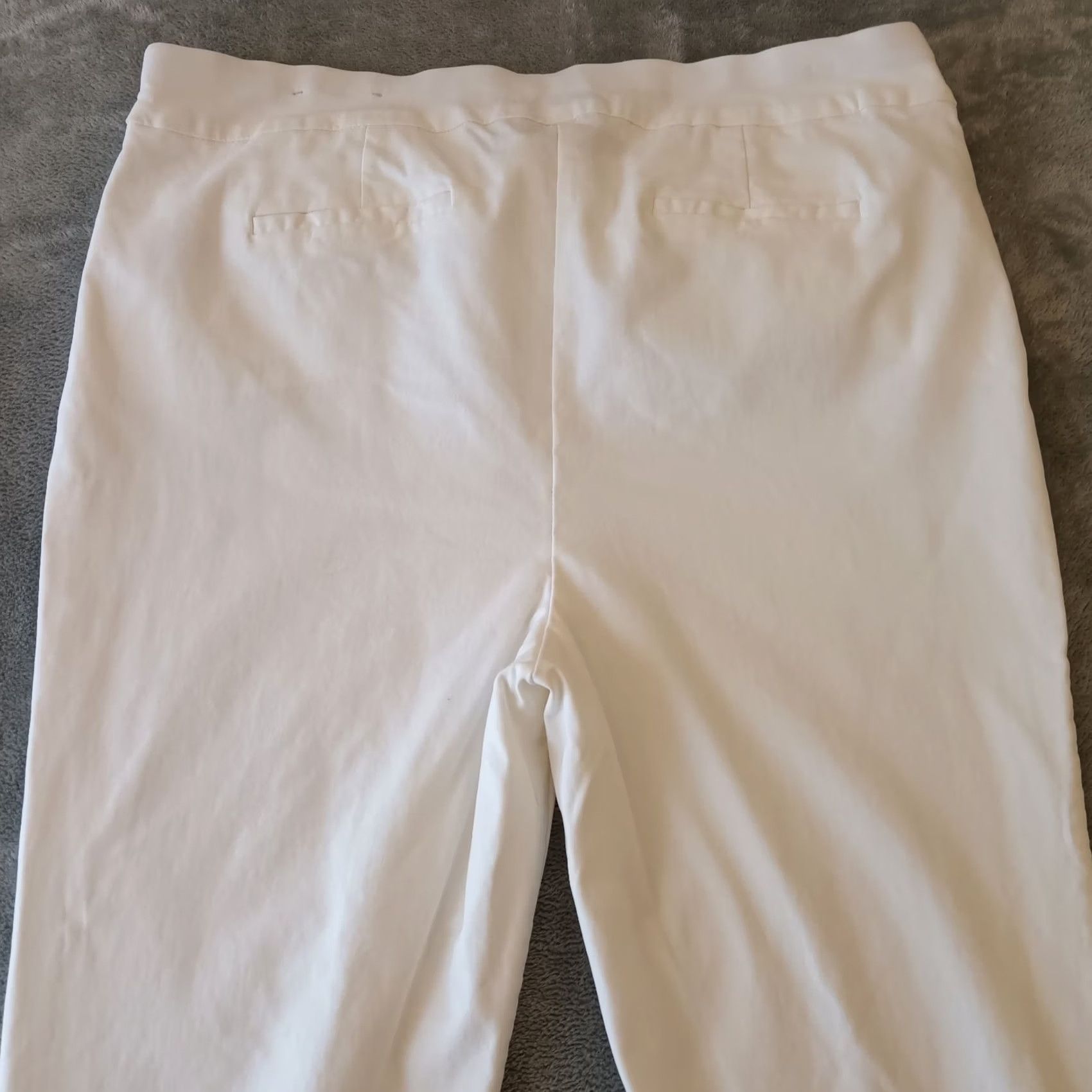 Vintage Chico's Pants Womens 18 Tall White Pull On Straight Ankle Pockets 38x28 Stretch Silk Blend Nylon Rayon Spandex Size 40" / US 18 - 7 Thumbnail