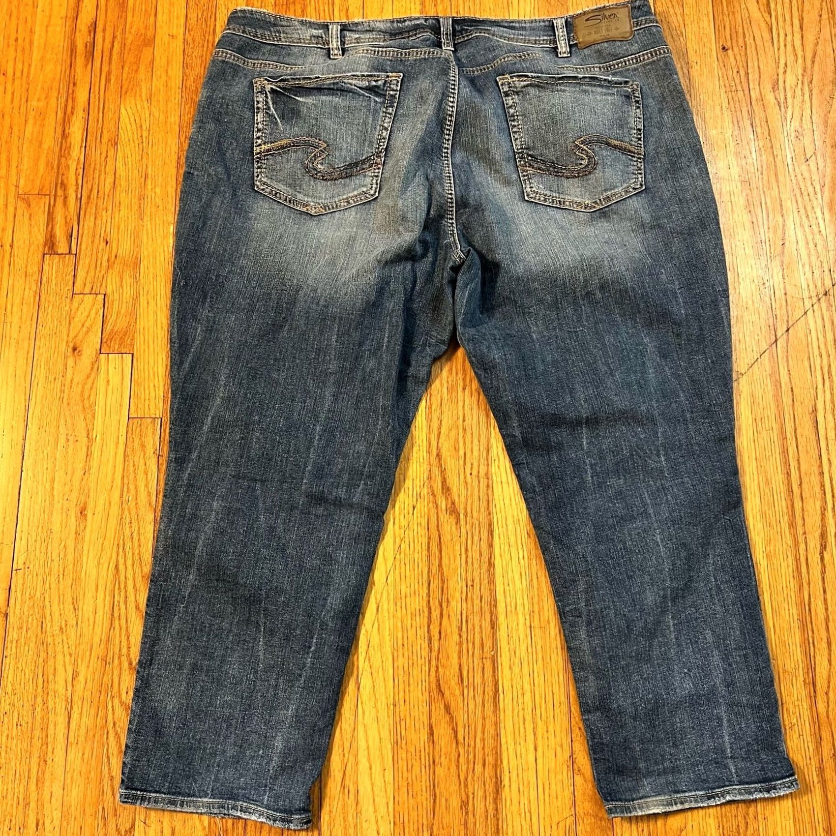 Silver Jeans Co. VINTAGE Silver Jeans Womens 24W Sam Blue Stretch High Rise Crop Jeans Womens 24W Sam Blue Stretch High Rise Crop 47x26.5 Actual Size 42" / US 20 - 3 Thumbnail