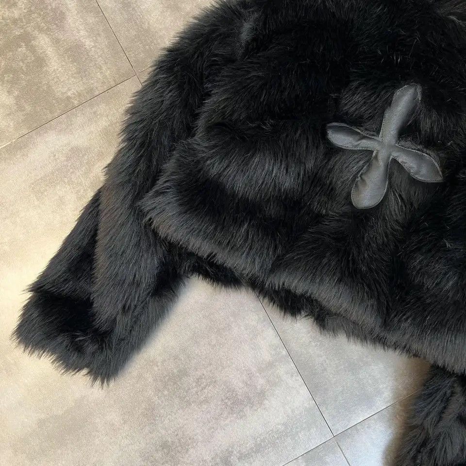 Designer Fluffy Winter Faux Fur Coat Jacket Gothic style with cross Size ONE SIZE - 3 Thumbnail