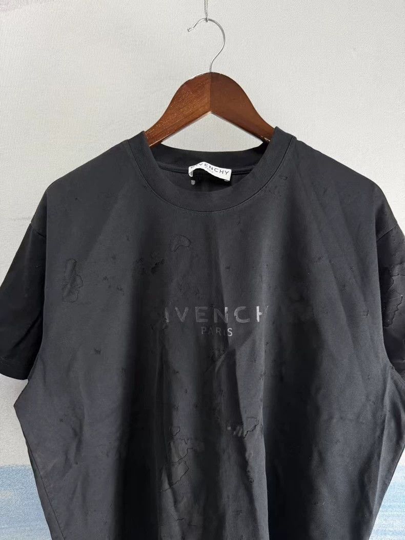 Givenchy Givenchy Givenchy Black Short Sleeve TShirt M Size -2507 Size US M / EU 48-50 / 2 - 2 Thumbnail