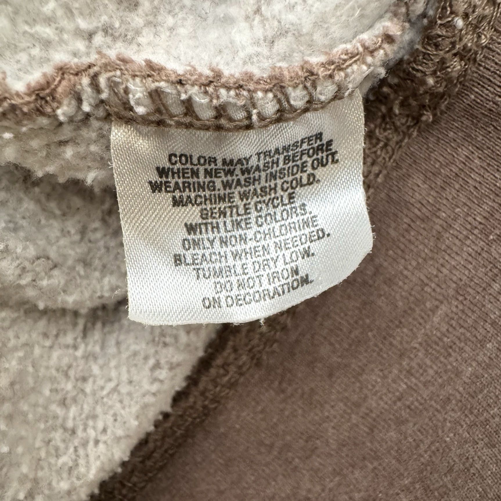Vintage VINTAGE Aéropostale Hoodie Sweatshirt L Embroidered Beaded Floral Soft Cozy Y2K Womens Hoodie Size L / US 10 / IT 46 - 4 Thumbnail