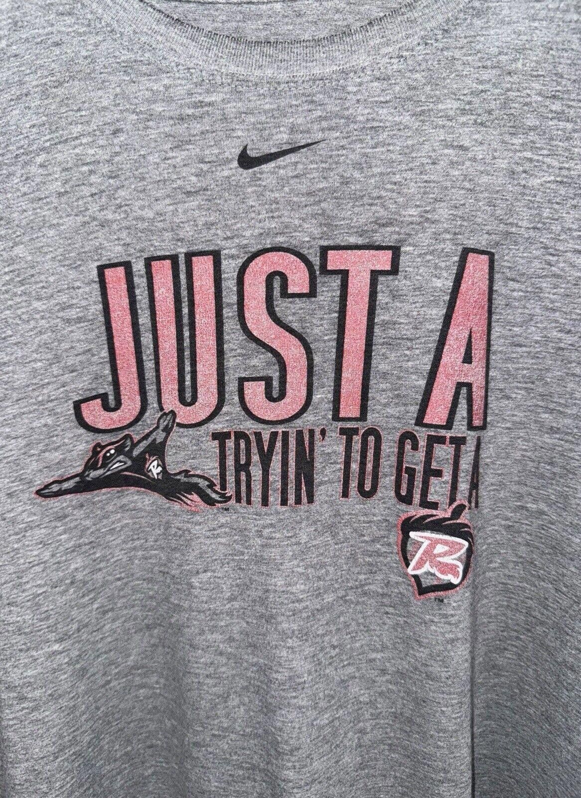 Nike Vintage Nike Center Swoosh Squirrel Getting A Nut Shirt XL Size US XL / EU 56 / 4 - 2 Thumbnail