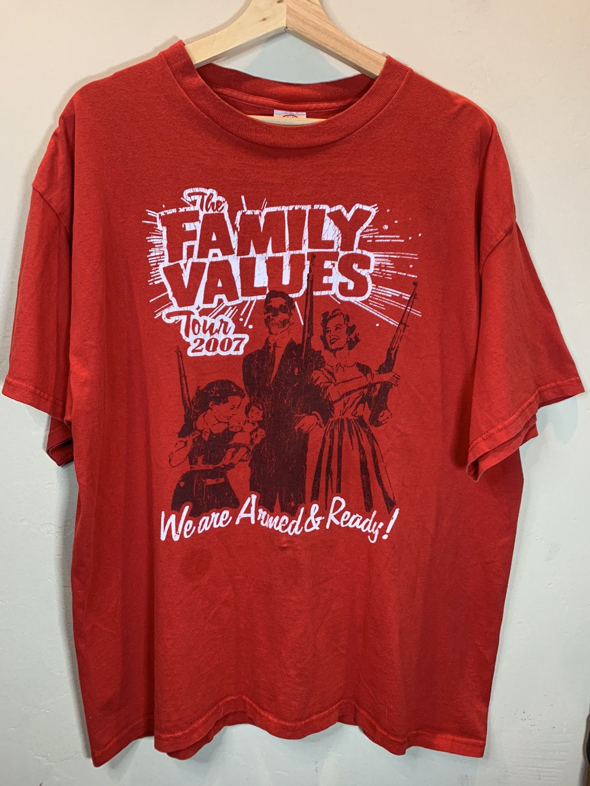Band Tees × Vintage *RARE* Korn Family Values Tour Y2K 2007 Tour Band T-Shirt XL Size US XL / EU 56 / 4 - 1 Thumbnail