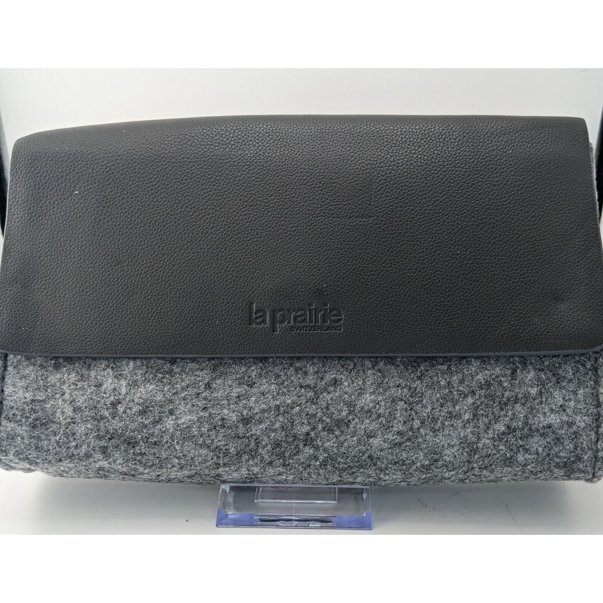 Other La Prairie Switzerland Grey Faux Leather & Felt Clutch Size ONE SIZE - 5 Thumbnail