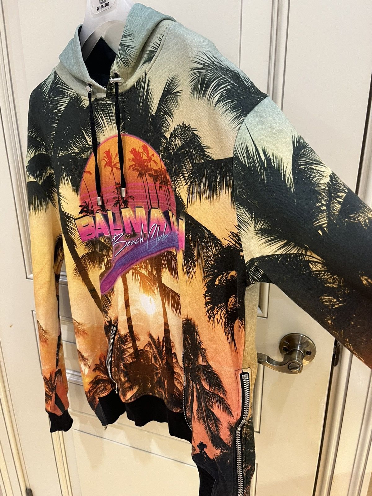 Balmain palm tree sunset print hoodie Sweater size m Size US M / EU 48-50 / 2 - 2 Thumbnail