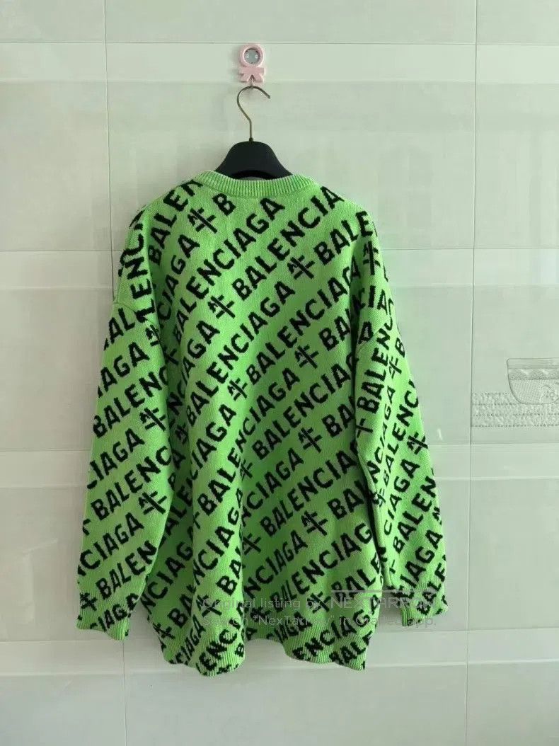 Balenciaga Balenciaga Full Print Sweater Size US S / EU 44-46 / 1 - 2 Thumbnail
