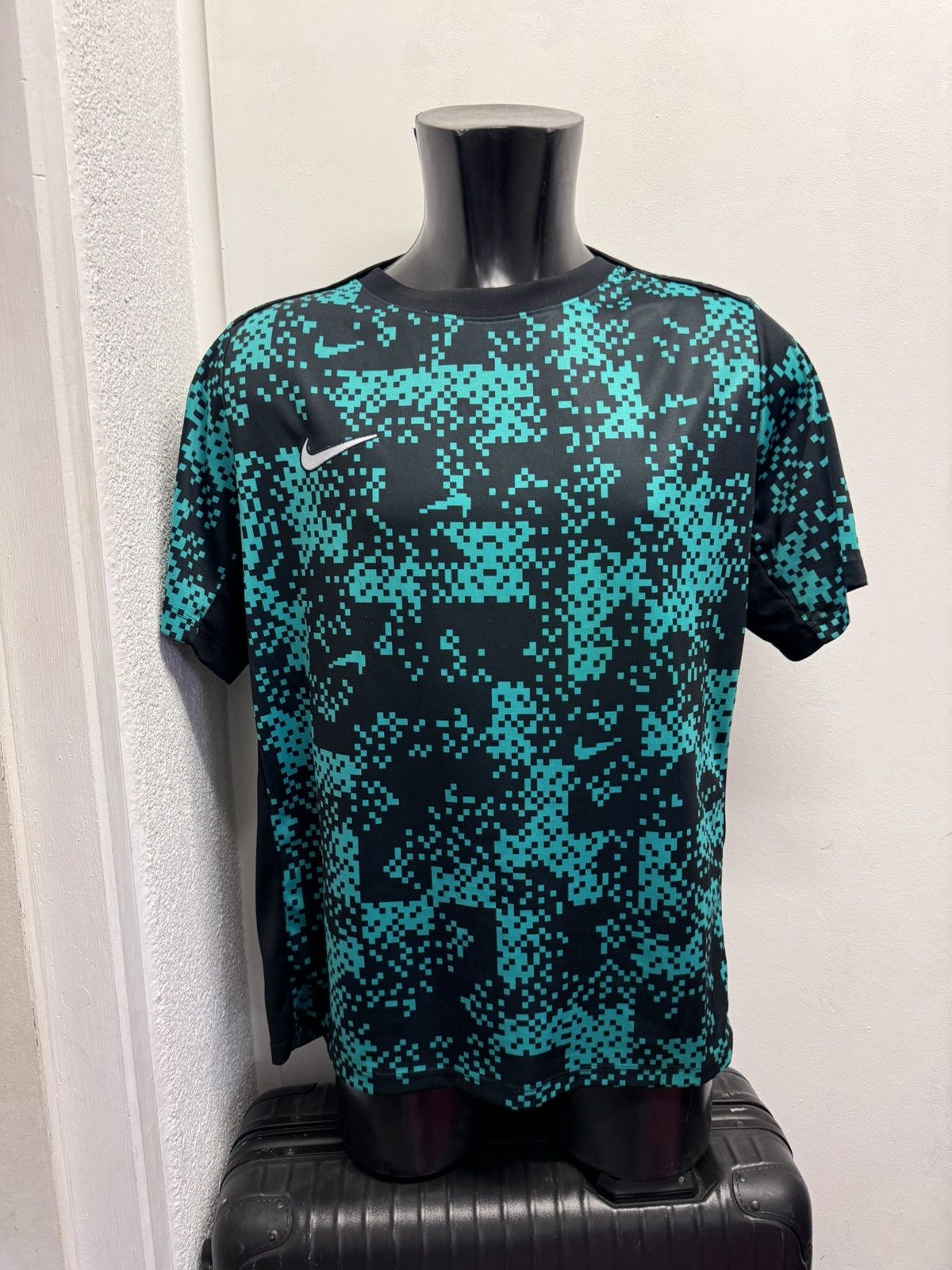 Nike Nike Dri-Fit Pixels Jersey Size US XL / EU 56 / 4 - 1 Thumbnail