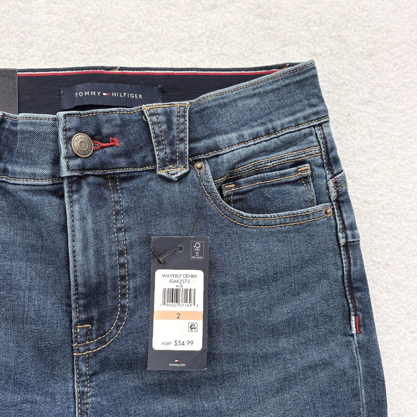 Tommy Hilfiger Tommy Hilfiger Waverly Skinny Jeans Womens 2 Blue Medium Wash NWT Size 26" / US 2 / IT 38 - 3 Thumbnail